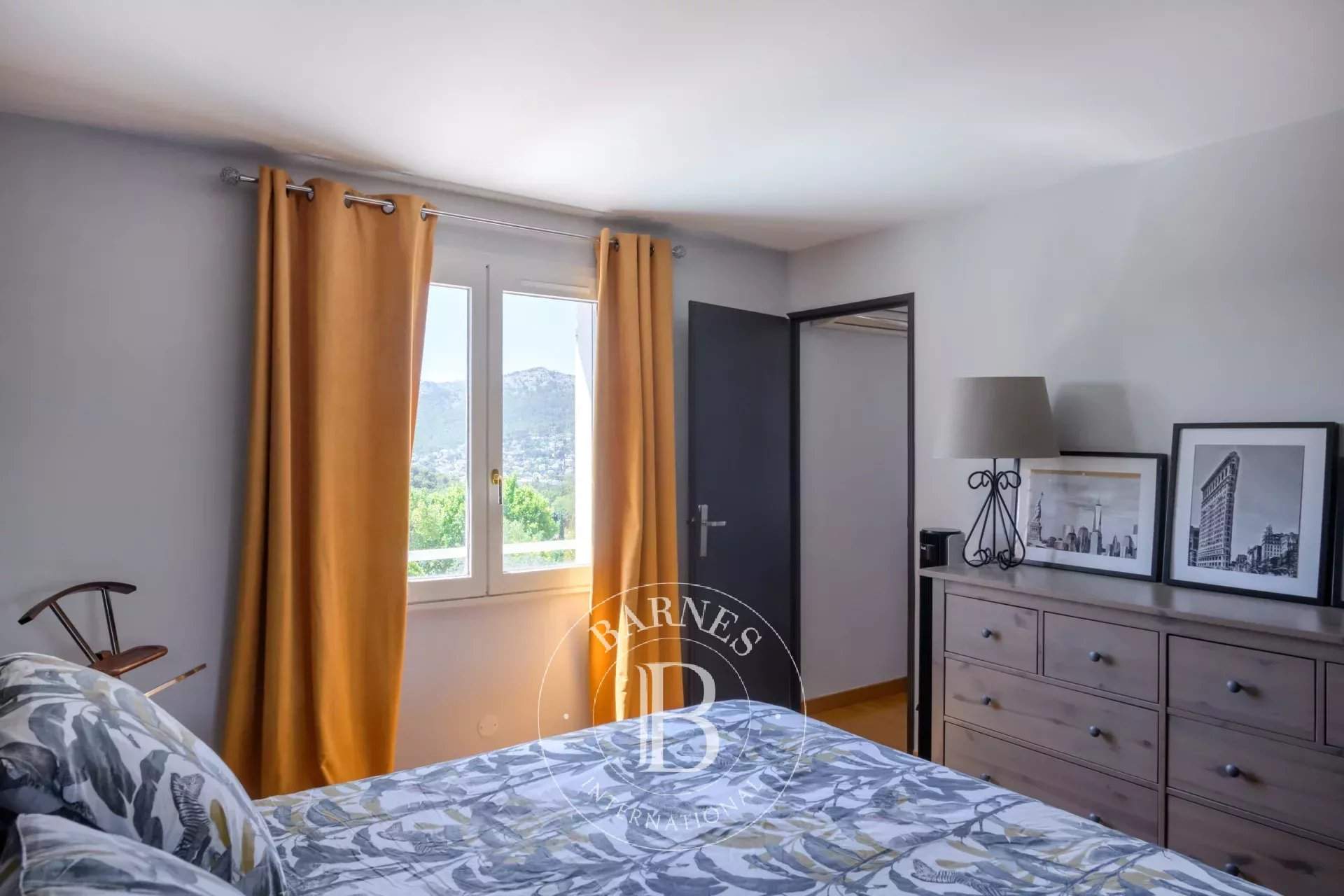 Marseille  - Villa 4 Bedrooms - picture 12