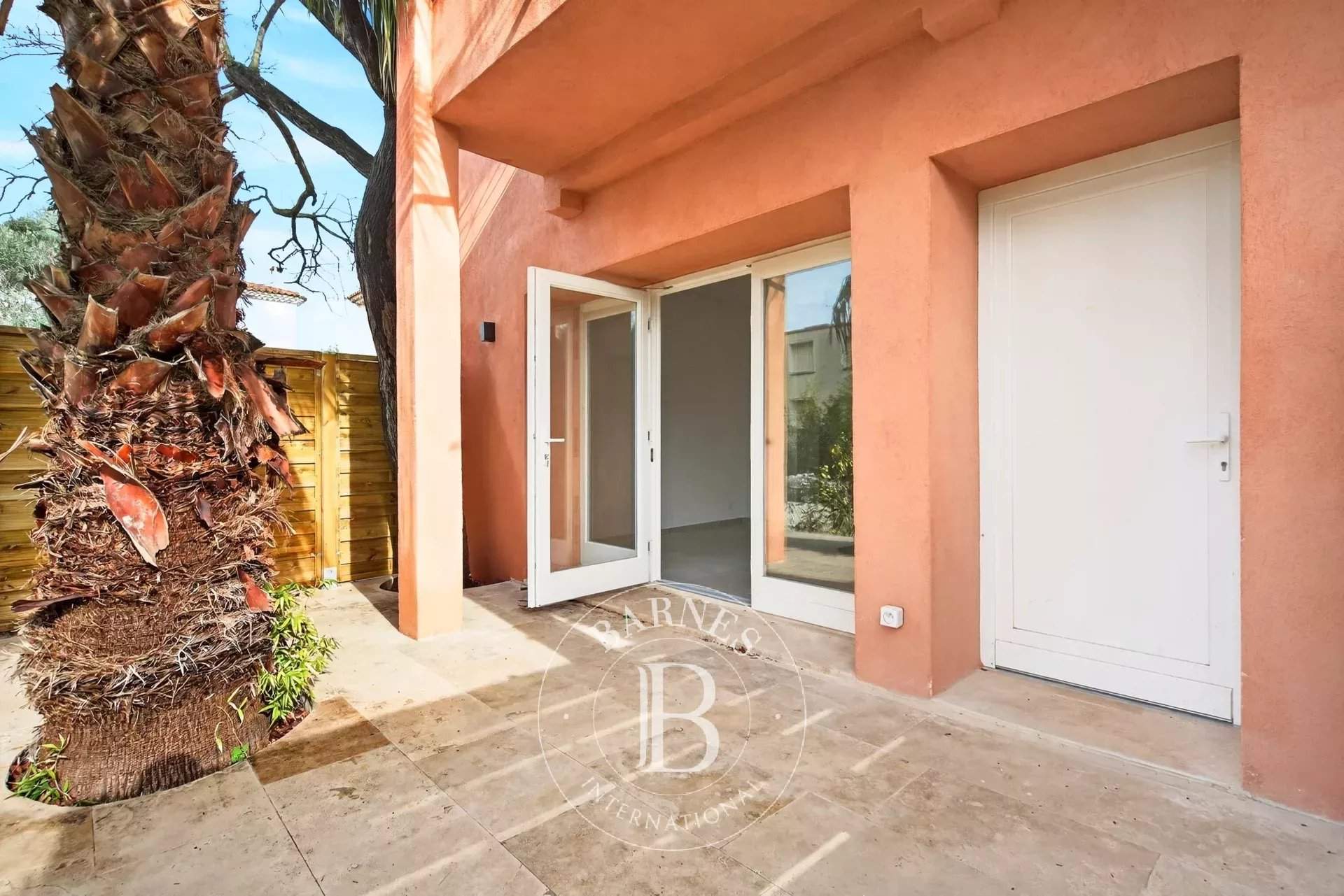 Marseille  - Maison 4 Pi&egrave;ces 3 Chambres - picture 2