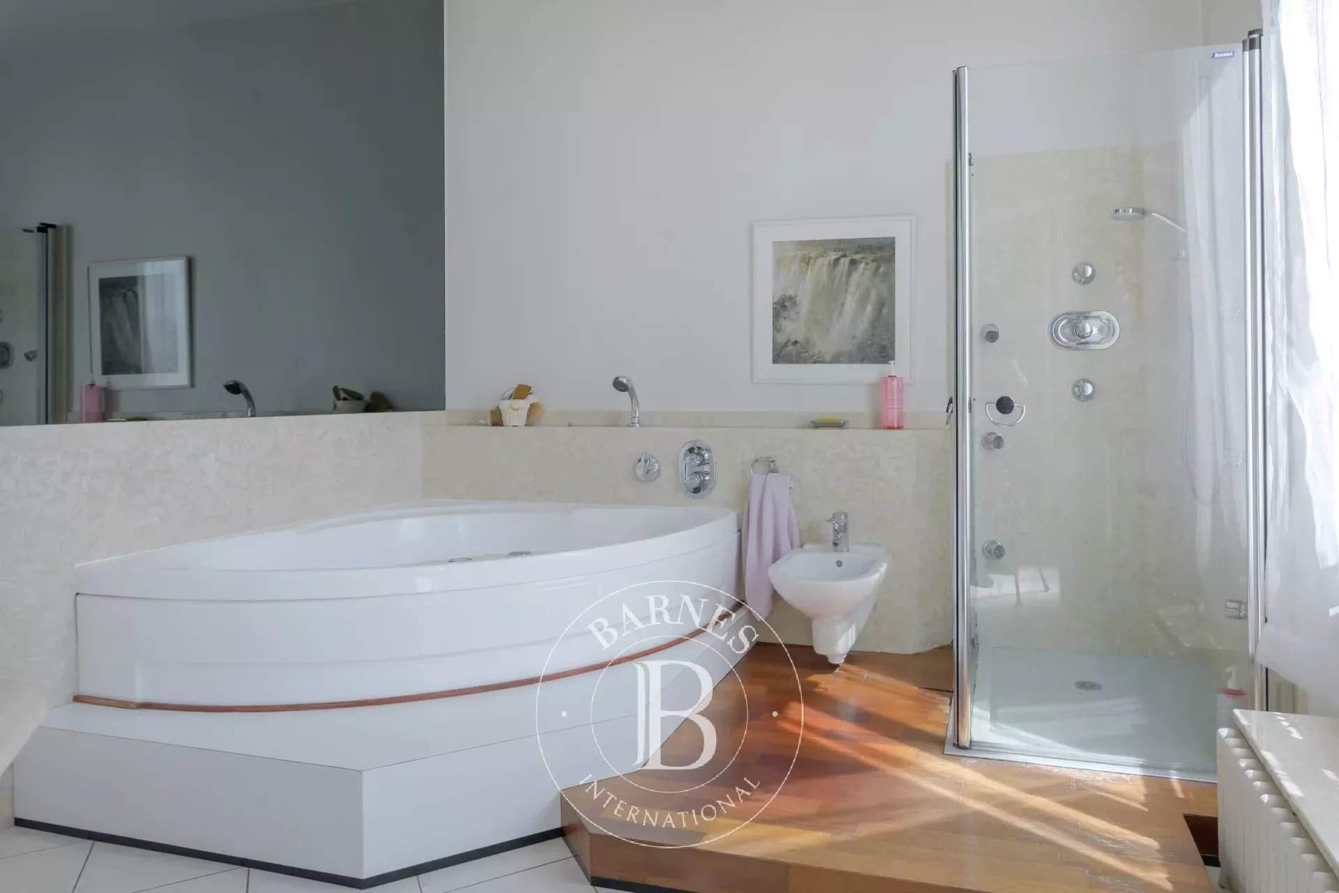 Marseille  - House 6 Bedrooms - picture 10