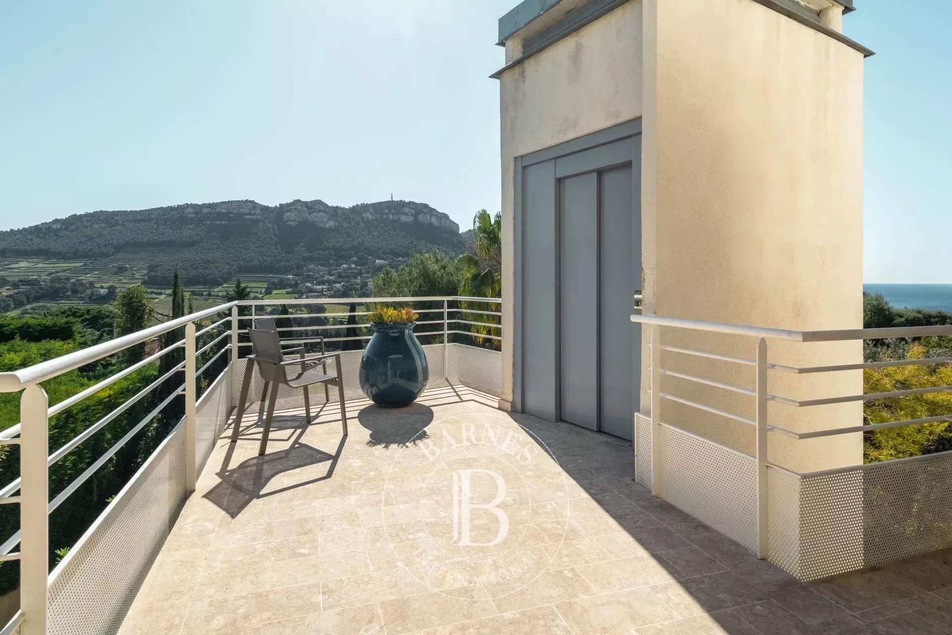 Cassis  - Maison 7 Pi&egrave;ces 5 Chambres - picture 9
