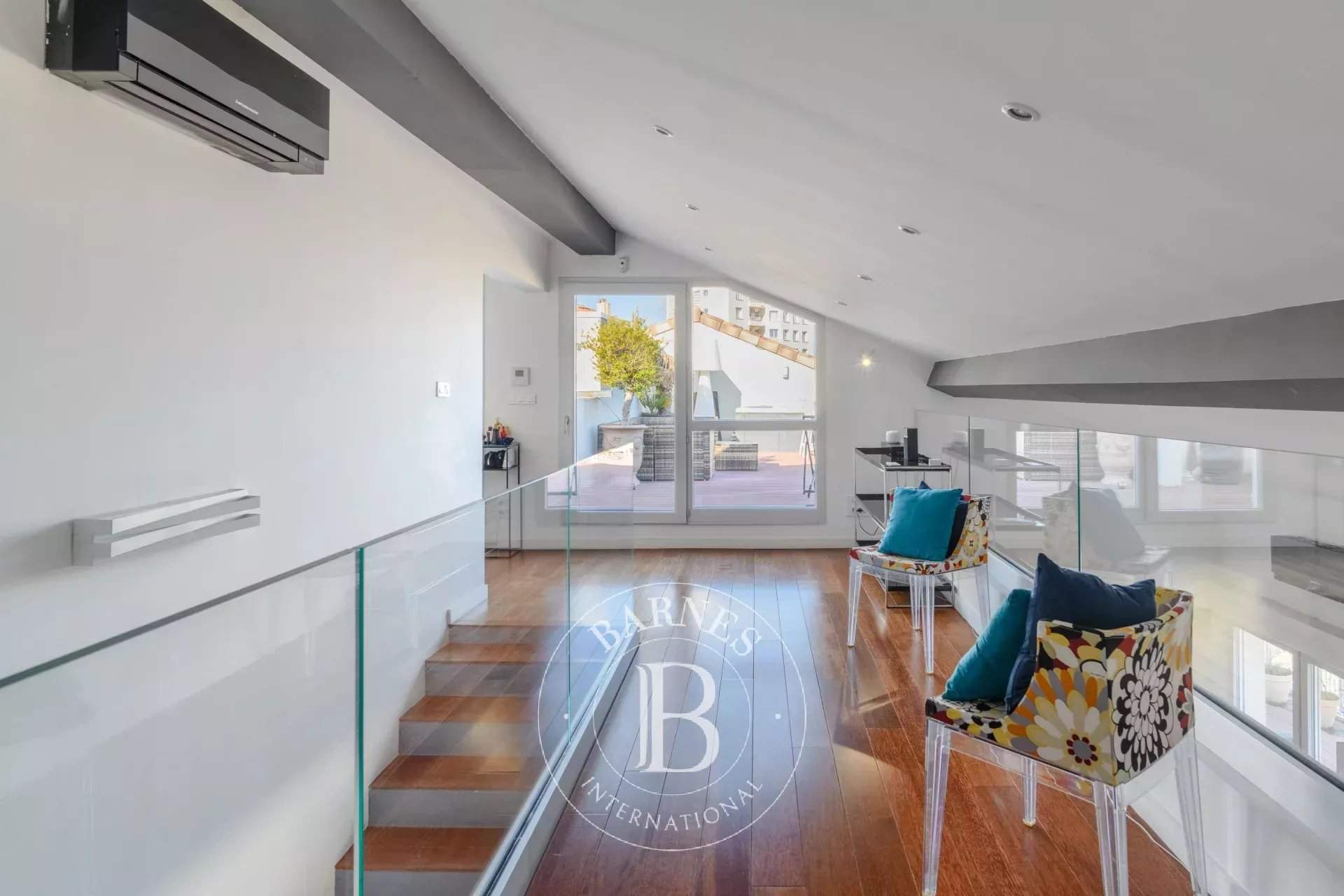 Marseille  - Appartement 6 Pi&egrave;ces 3 Chambres - picture 15