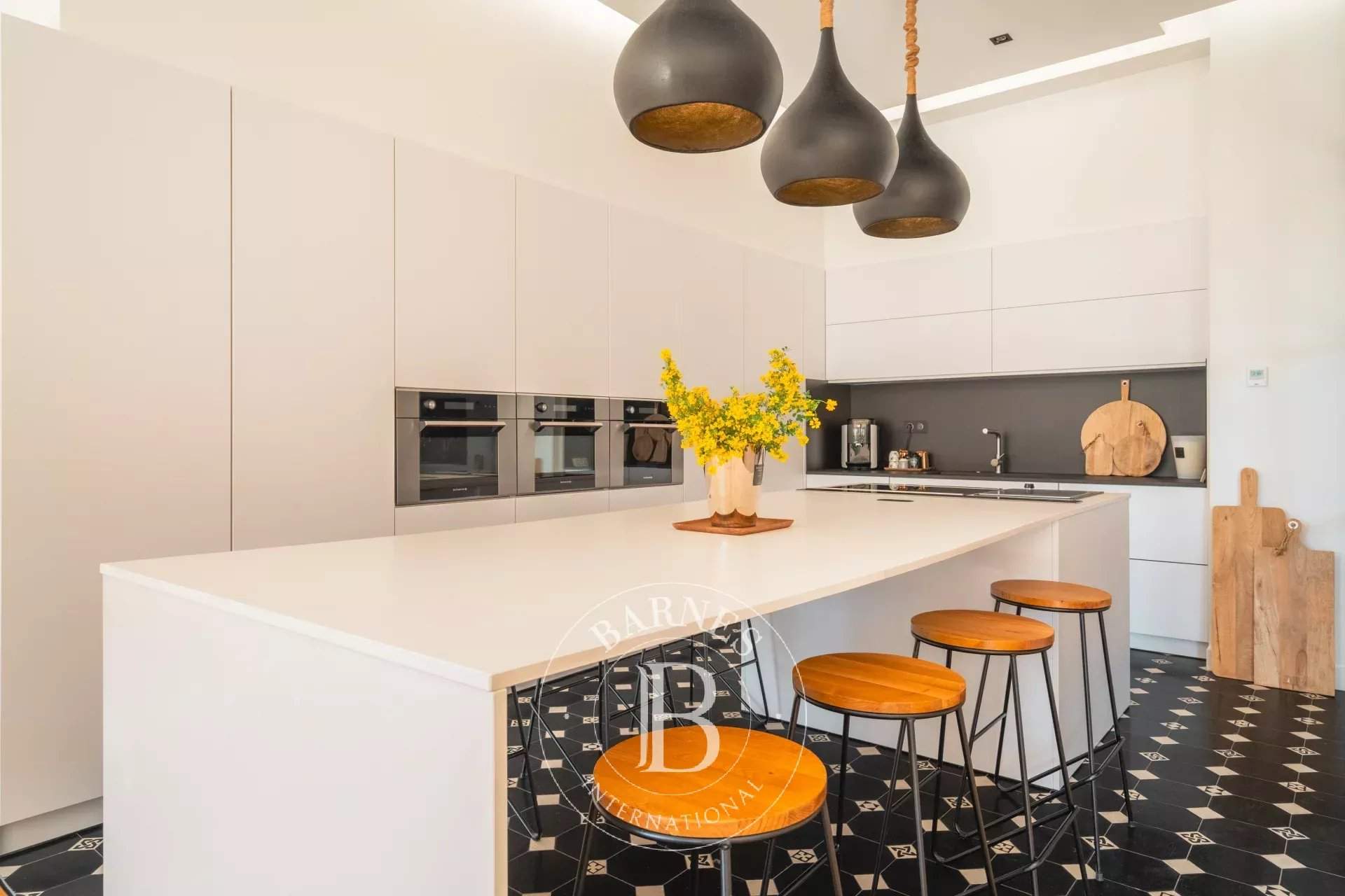 Marseille  - Appartement 4 Pi&egrave;ces 3 Chambres - picture 10