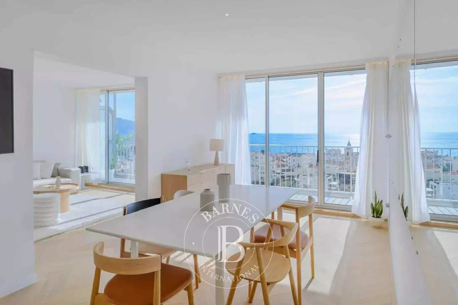Marseille  - Appartement 4 Pi&egrave;ces 3 Chambres - picture 2