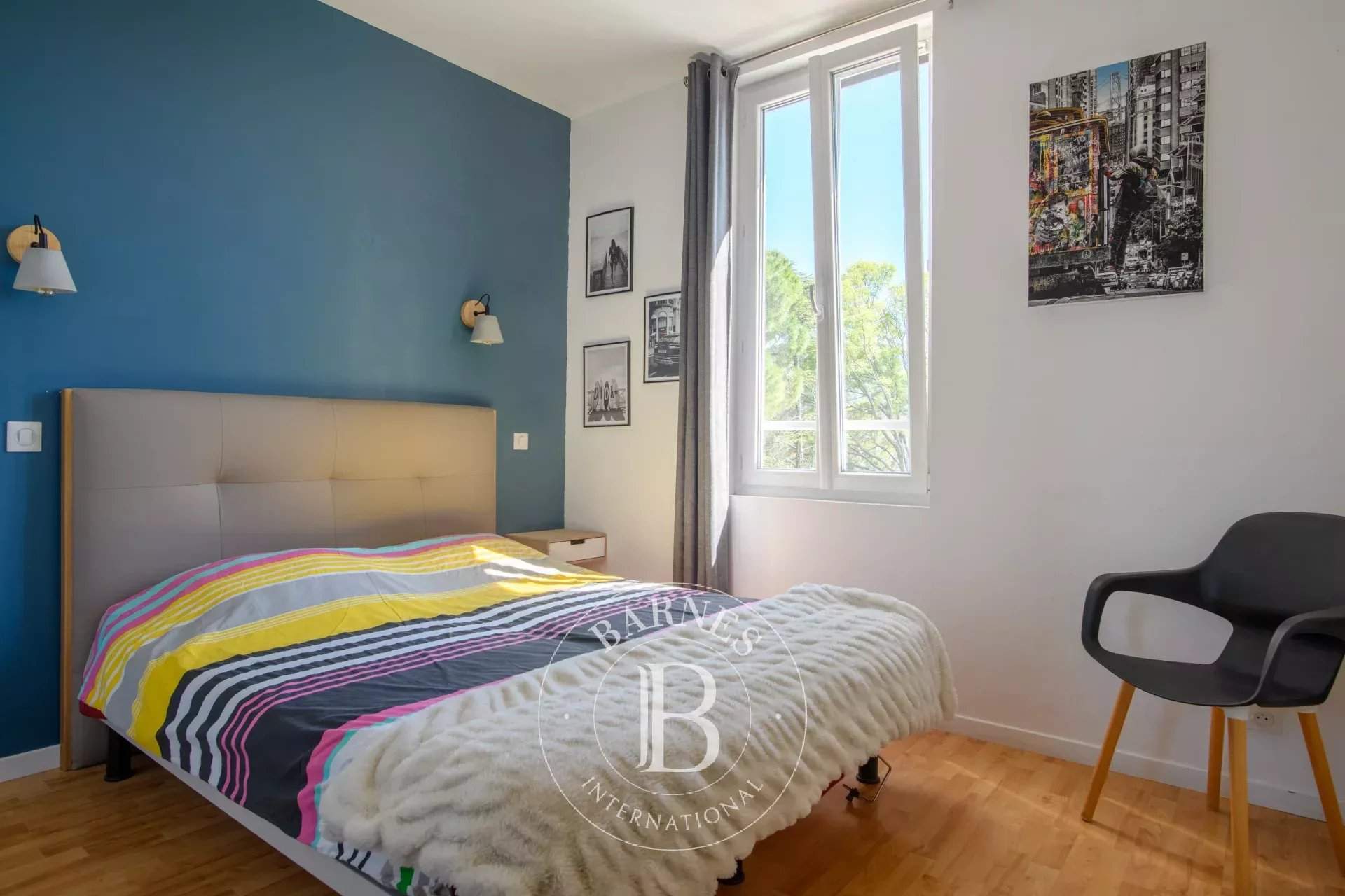 Aubagne  - Maison 6 Pi&egrave;ces 5 Chambres - picture 16