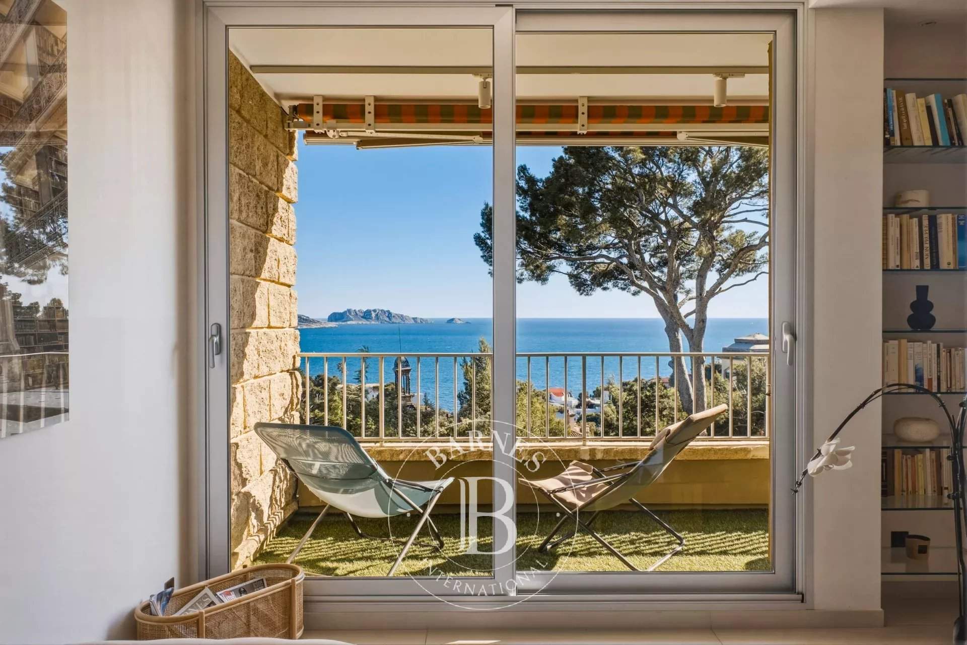 Marseille  - Apartment 3 Bedrooms - picture 13