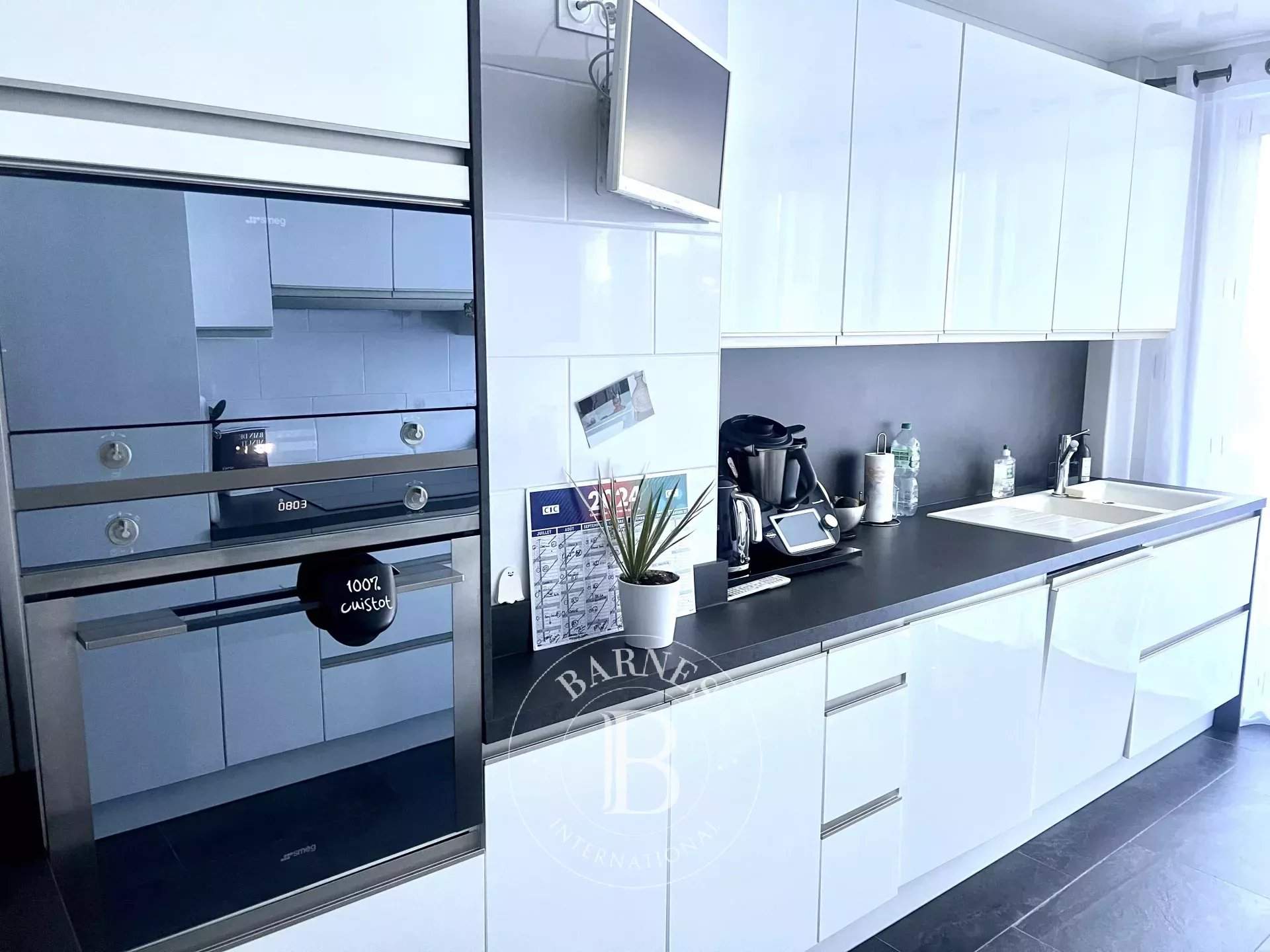 Marseille  - Apartment 2 Bedrooms - picture 12