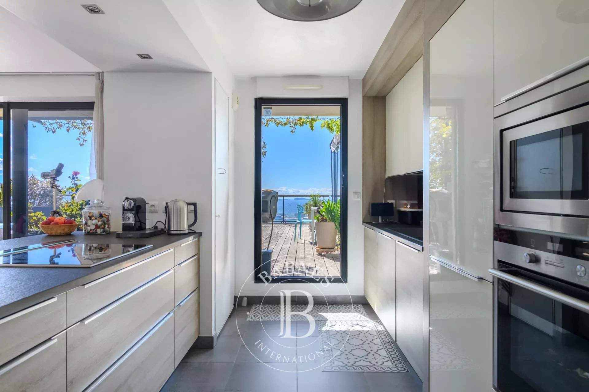 Marseille  - Apartment 3 Bedrooms - picture 16