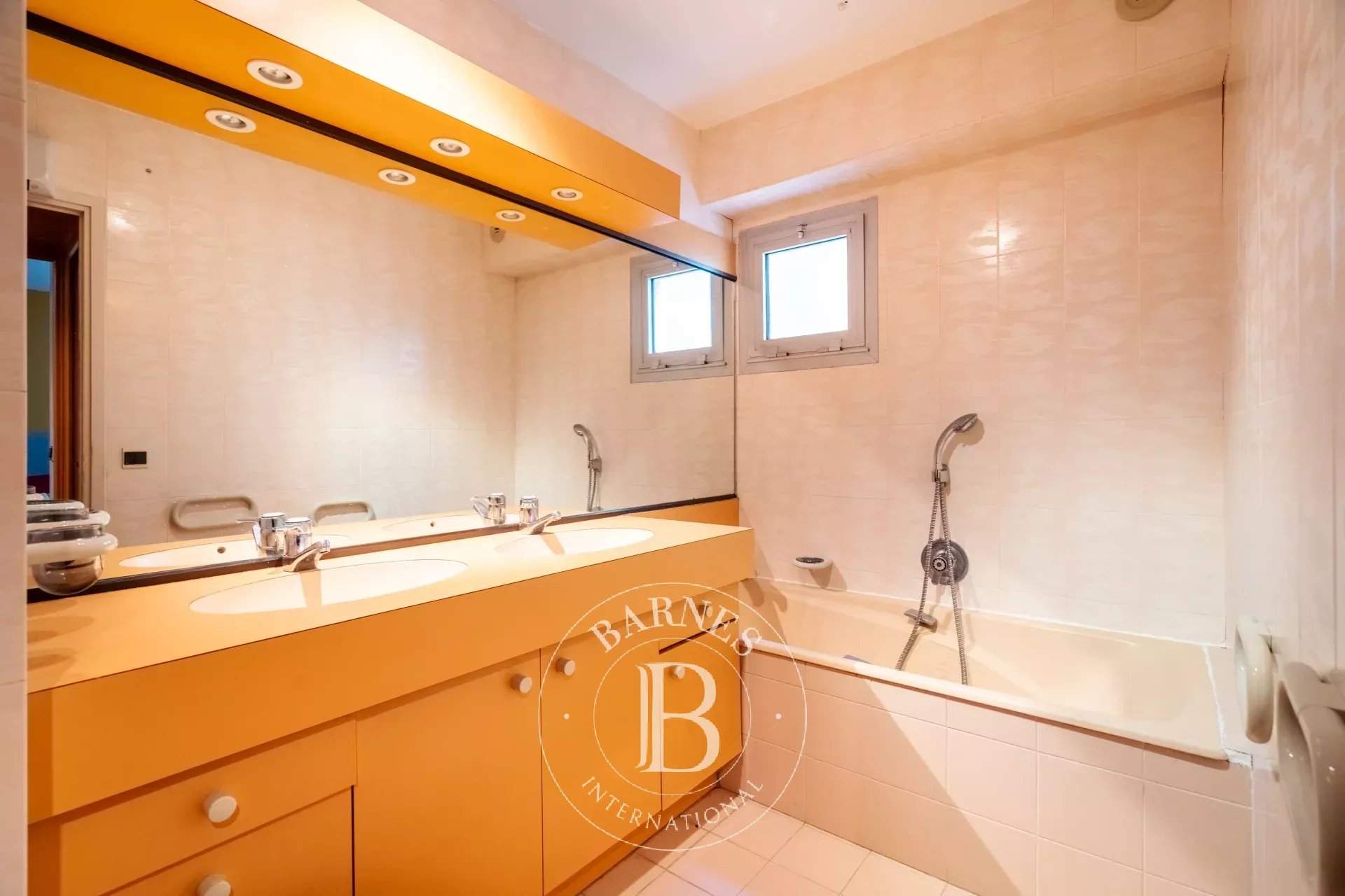 Marseille  - Apartment 3 Bedrooms - picture 14
