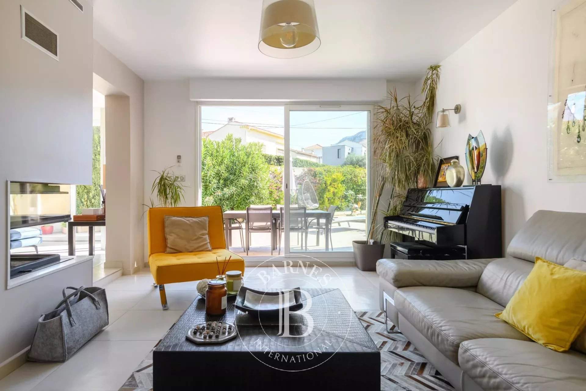 Marseille  - House 5 Bedrooms - picture 6