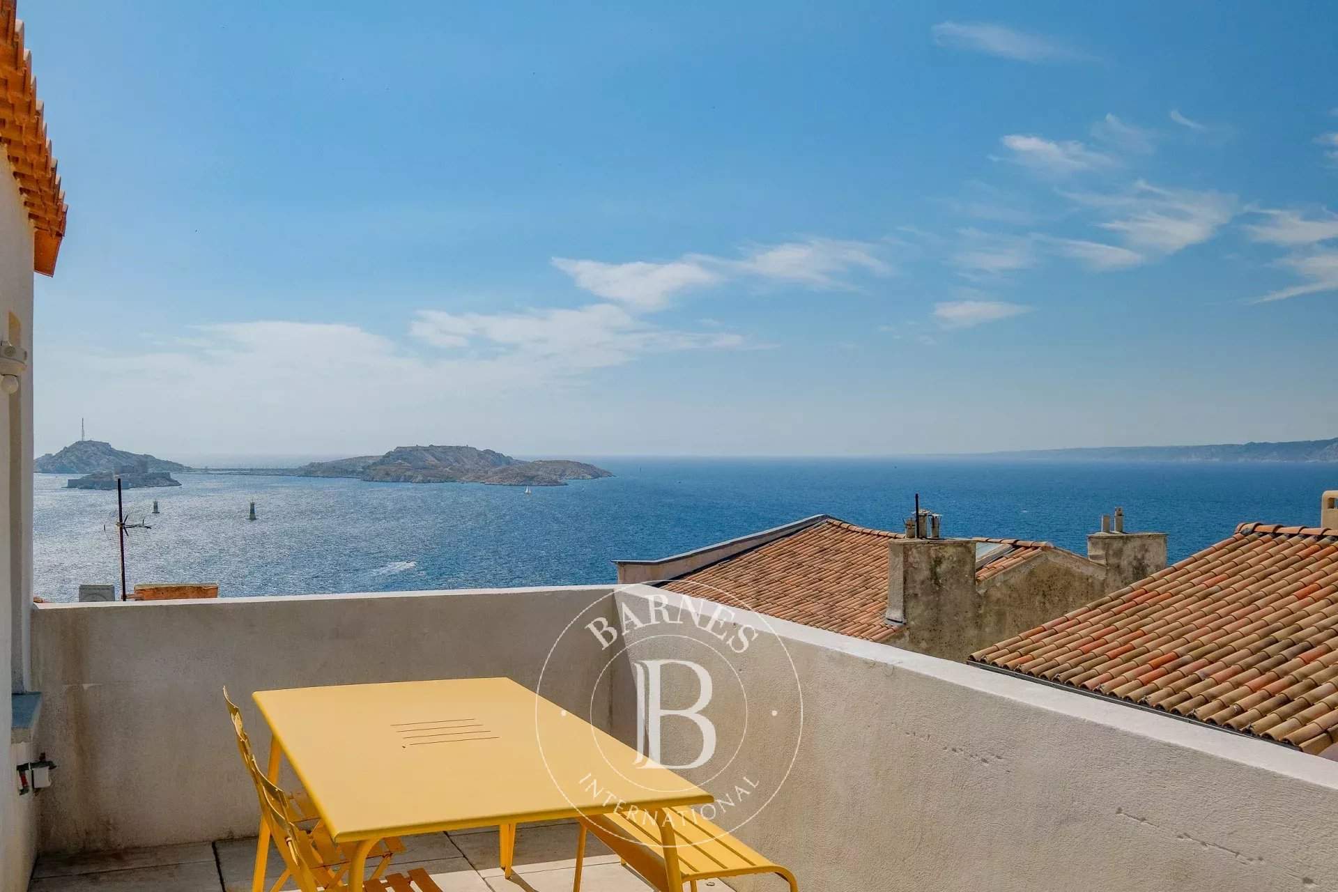 Marseille  - House 3 Bedrooms - picture 1