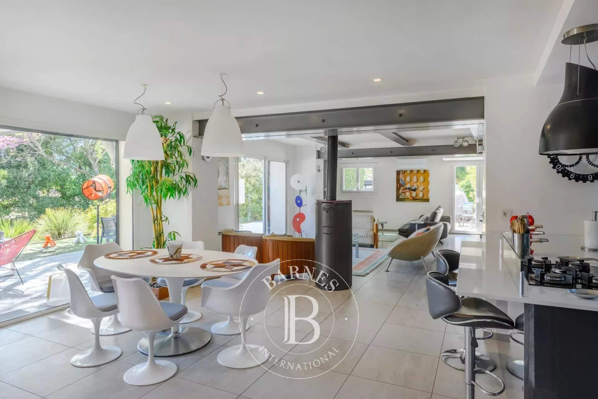 Aubagne  - Maison 6 Pi&egrave;ces 5 Chambres - picture 5