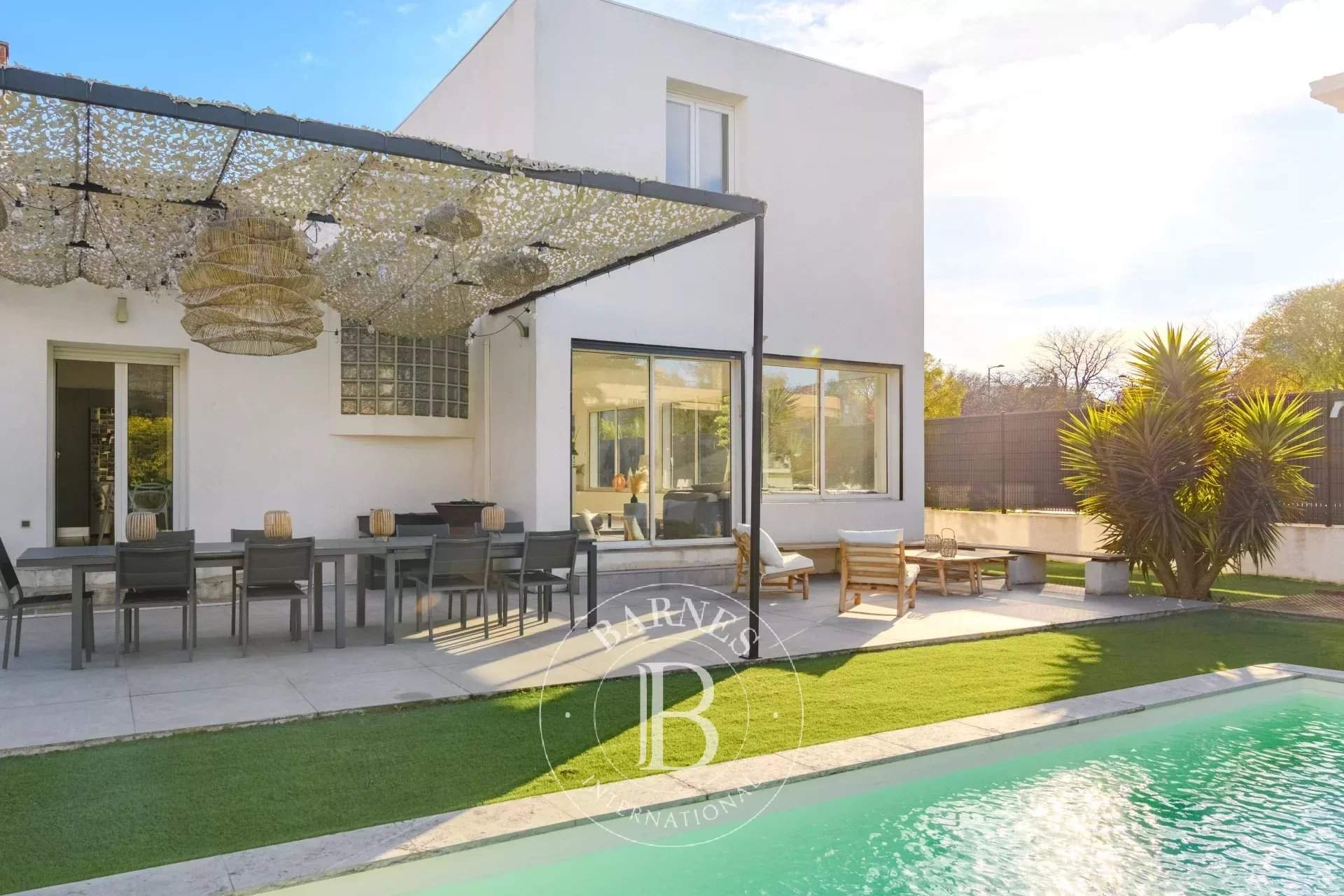 Marseille  - House 5 Bedrooms - picture 1