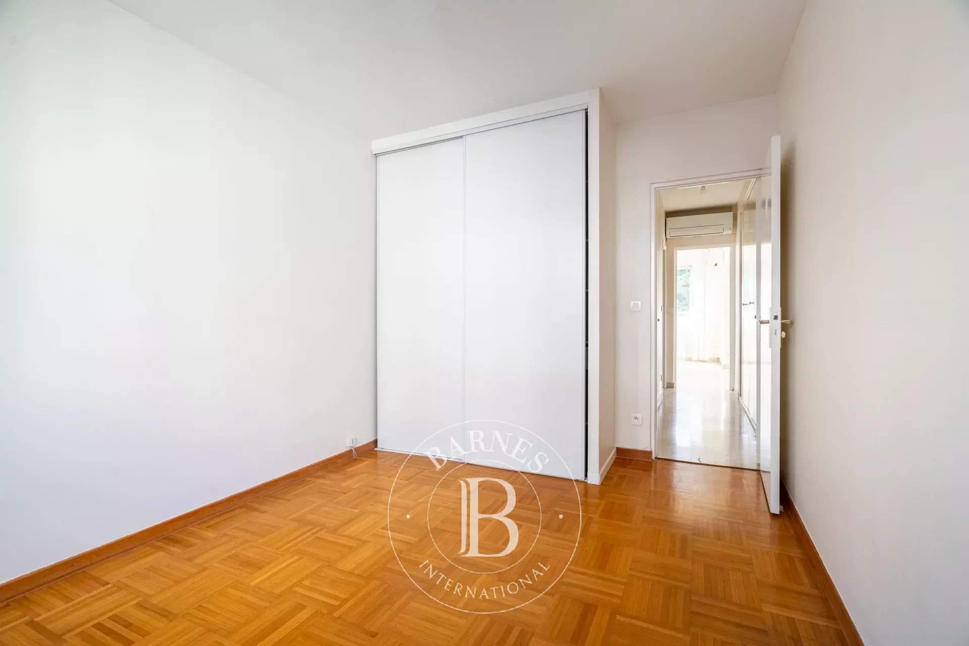 Marseille  - Apartment 2 Bedrooms - picture 9