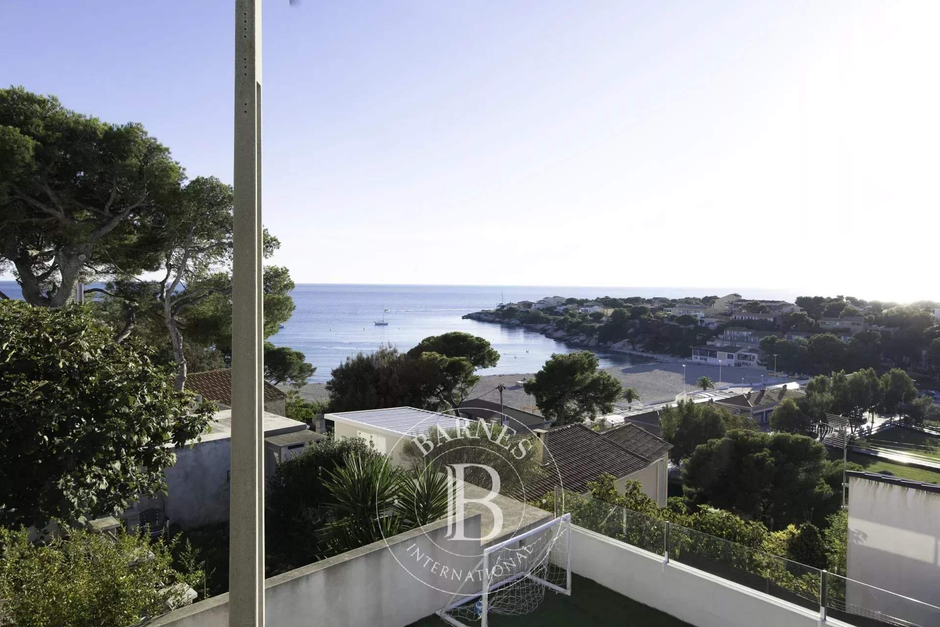 Martigues  - Villa 5 Pi&egrave;ces 4 Chambres - picture 5