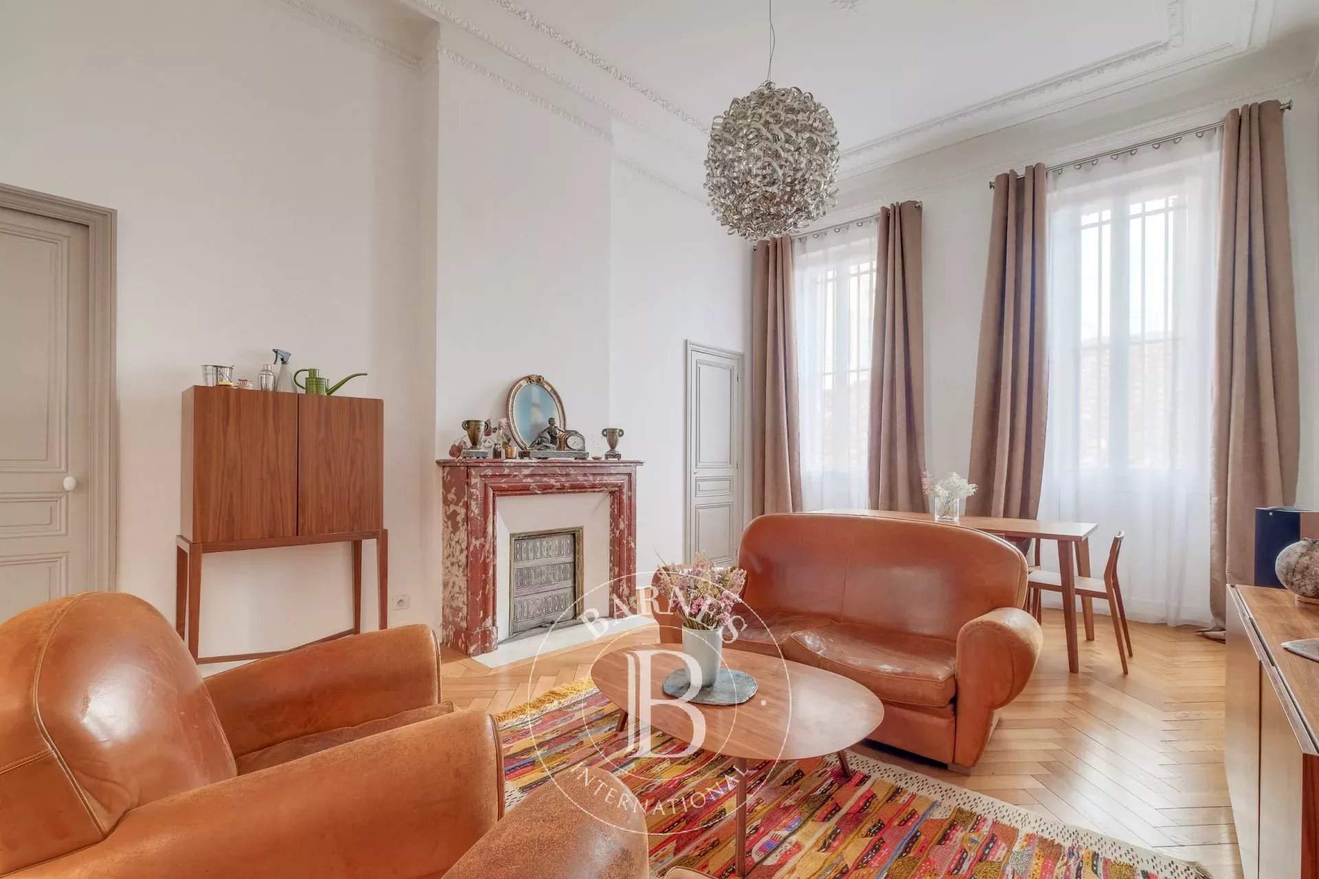 Marseille  - Appartement 5 Pièces 3 Chambres - picture 4