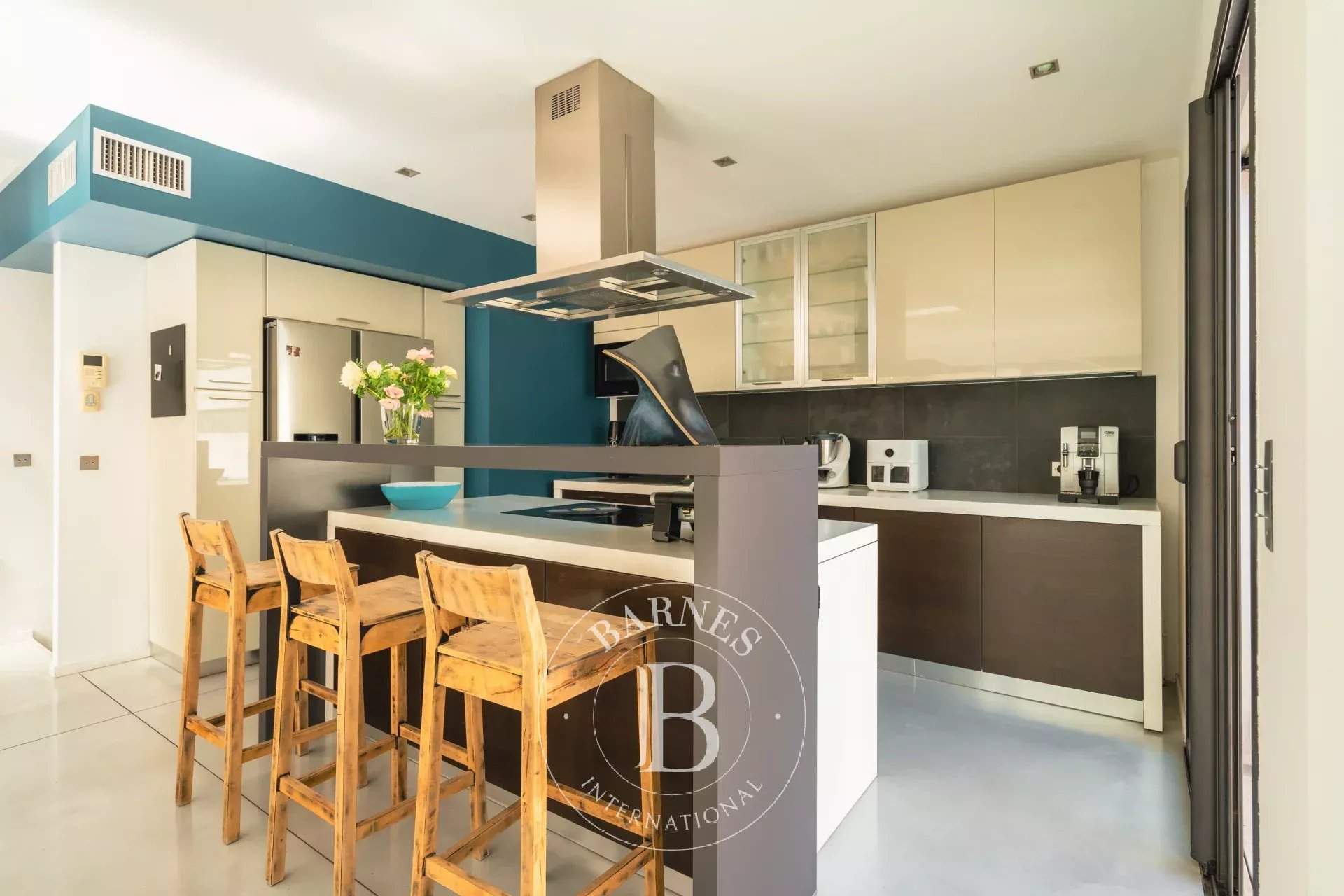 Marseille  - Villa 4 Pi&egrave;ces 3 Chambres - picture 10