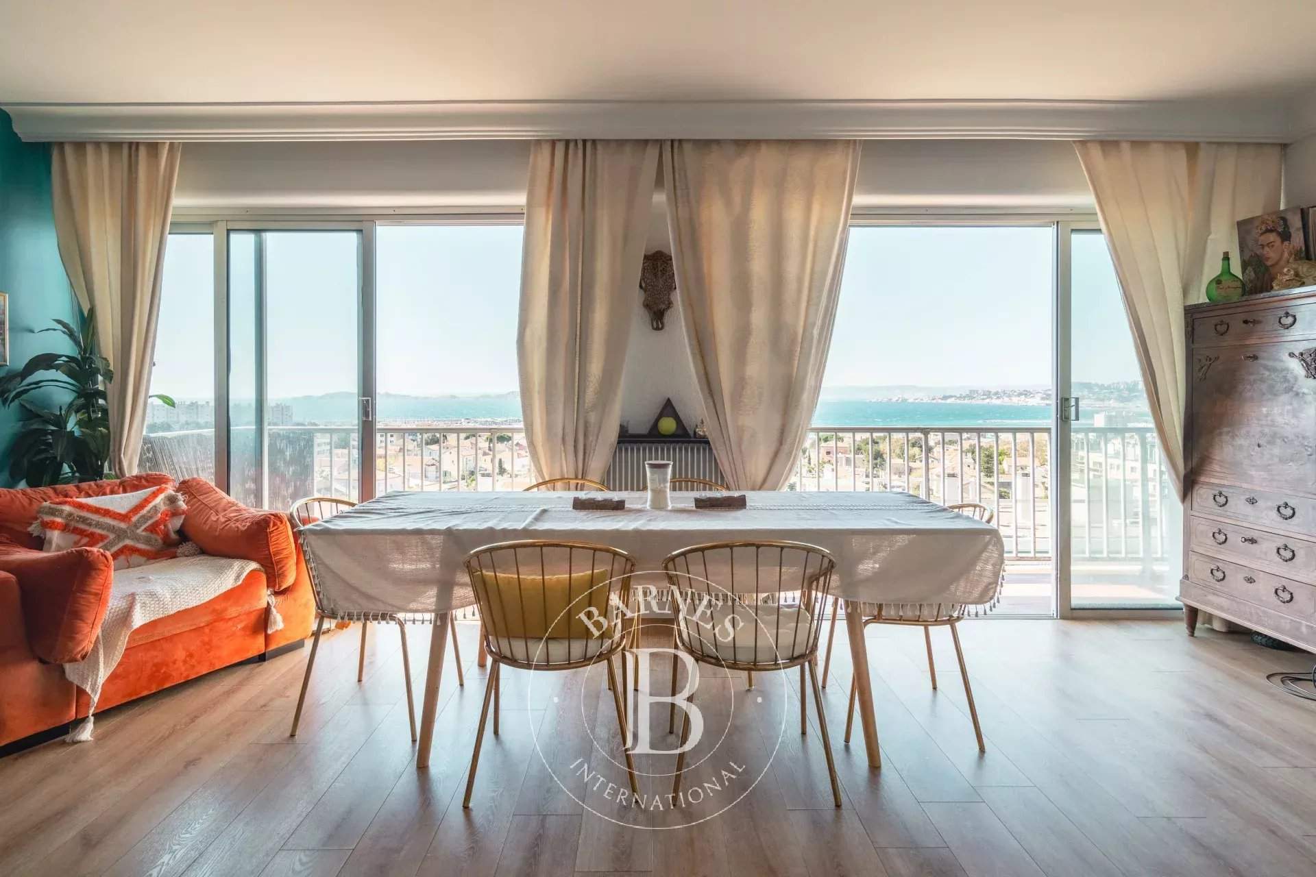 Marseille  - Apartment 3 Bedrooms - picture 9