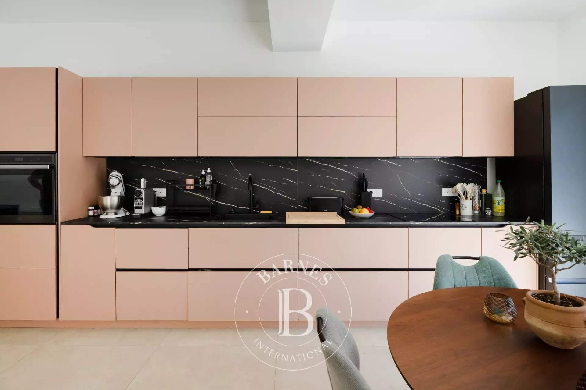 Cabriès  - Maison 7 Pi&egrave;ces 5 Chambres - picture 5