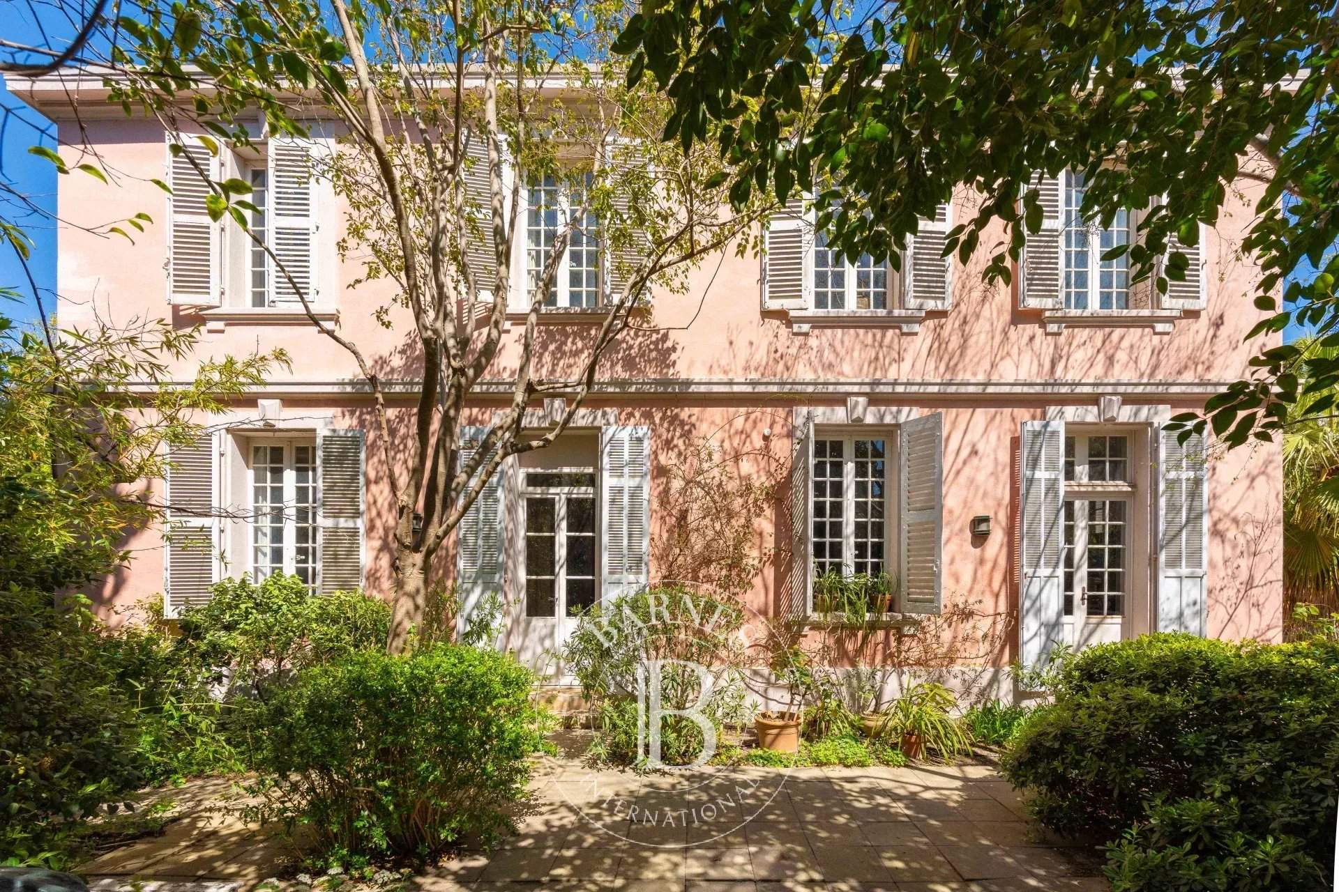 Marseille  - House 6 Bedrooms - picture 1