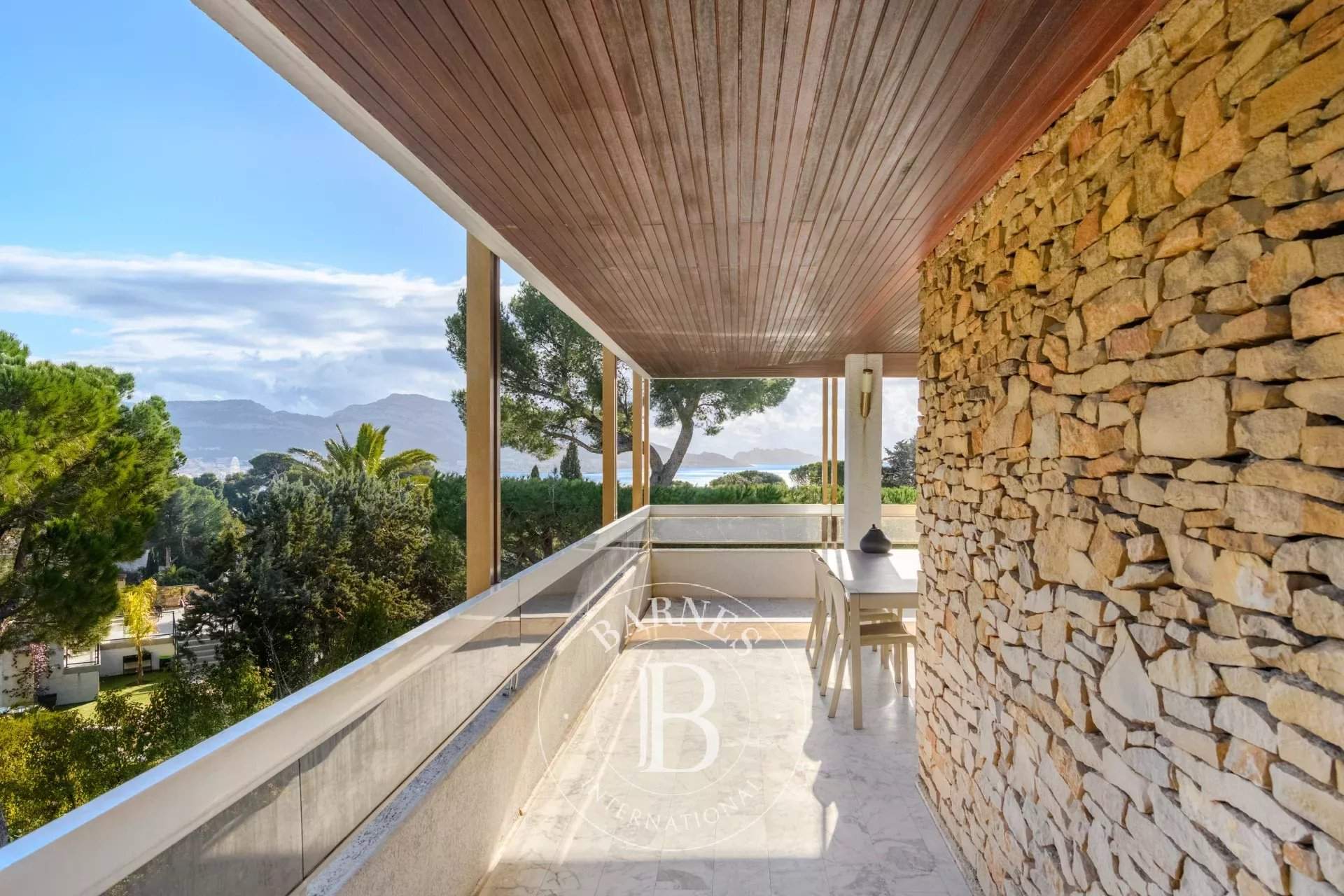 Marseille  - Maison 6 Pi&egrave;ces 4 Chambres - picture 9