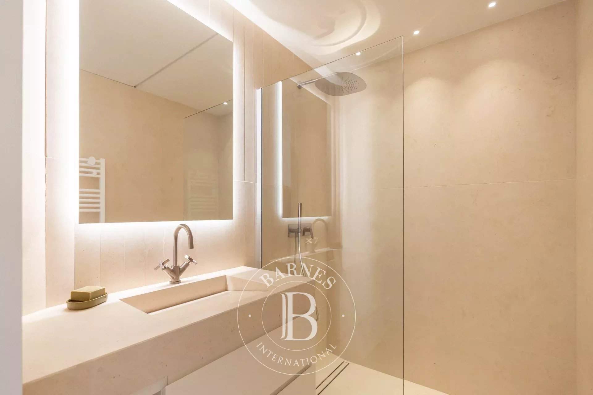 Marseille  - Villa 5 Pièces 4 Chambres - picture 19