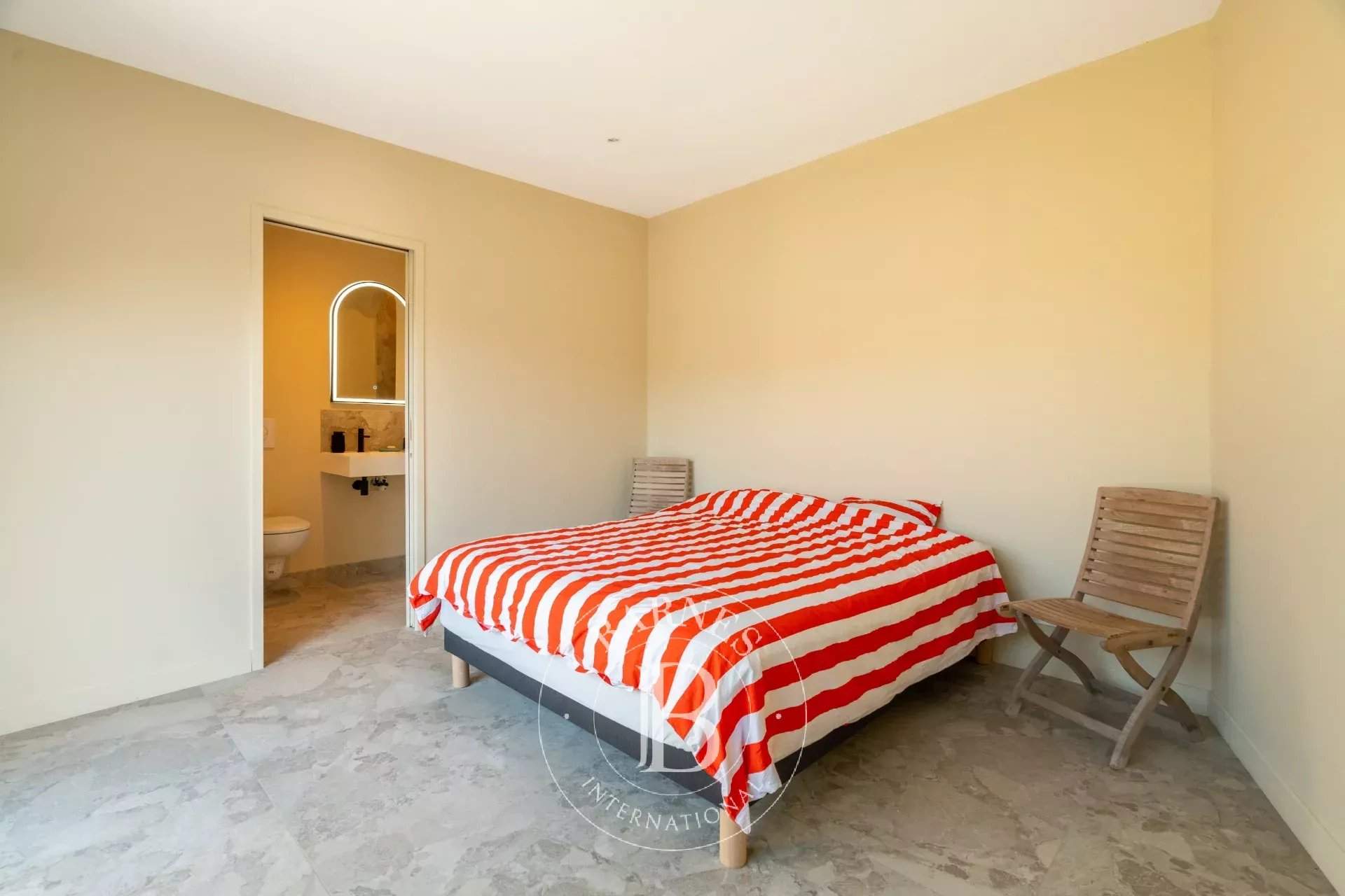 Marseille  - Maison 4 Pièces 3 Chambres - picture 17