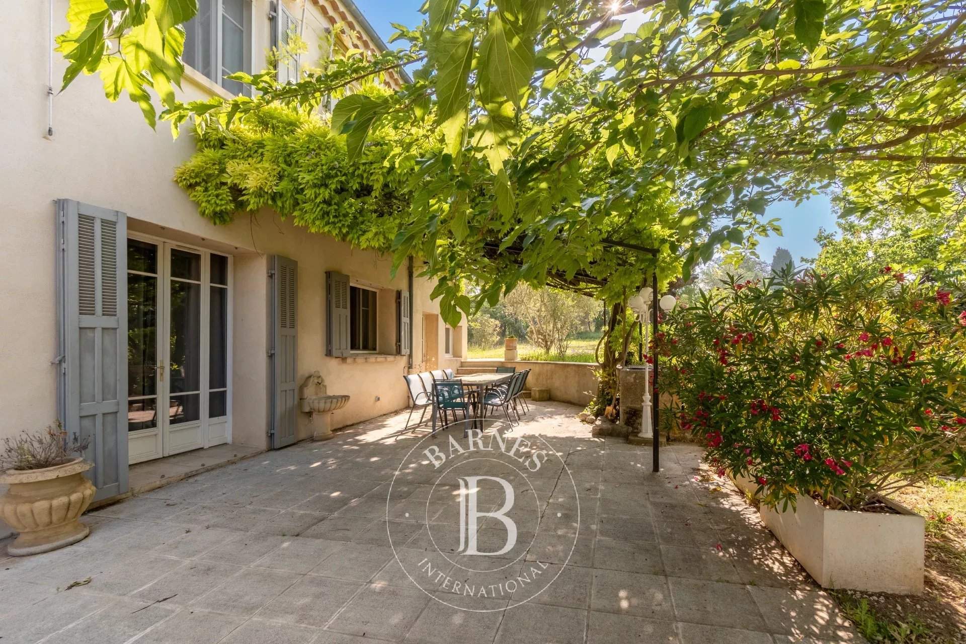 Aix-en-Provence  - House 6 Bedrooms - picture 6