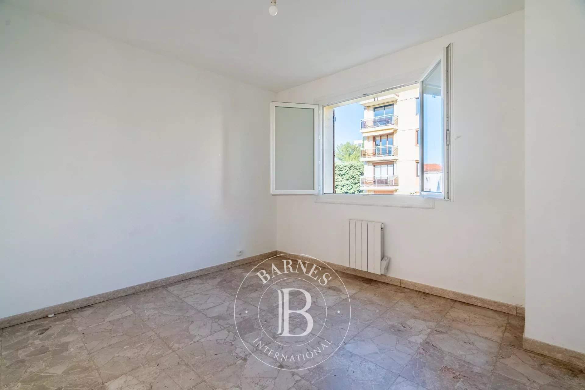 Marseille  - House 4 Bedrooms - picture 8