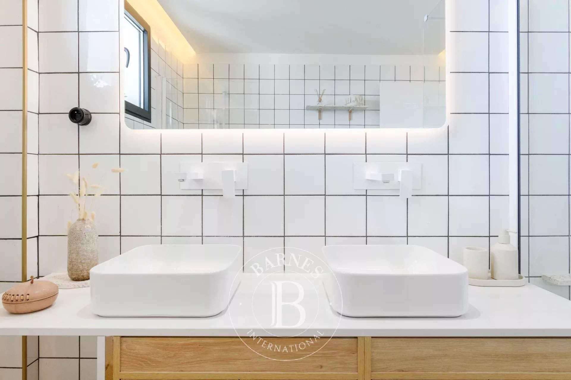 Marseille  - Apartment 2 Bedrooms - picture 11