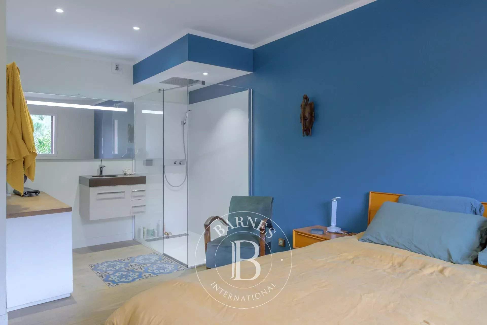 Marseille  - House 5 Bedrooms - picture 8
