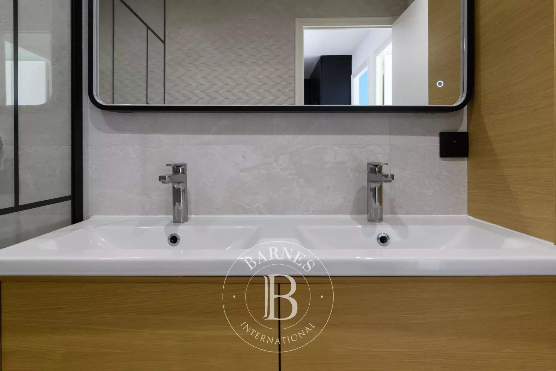 Marseille  - Appartement 6 Pièces 3 Chambres - picture 19