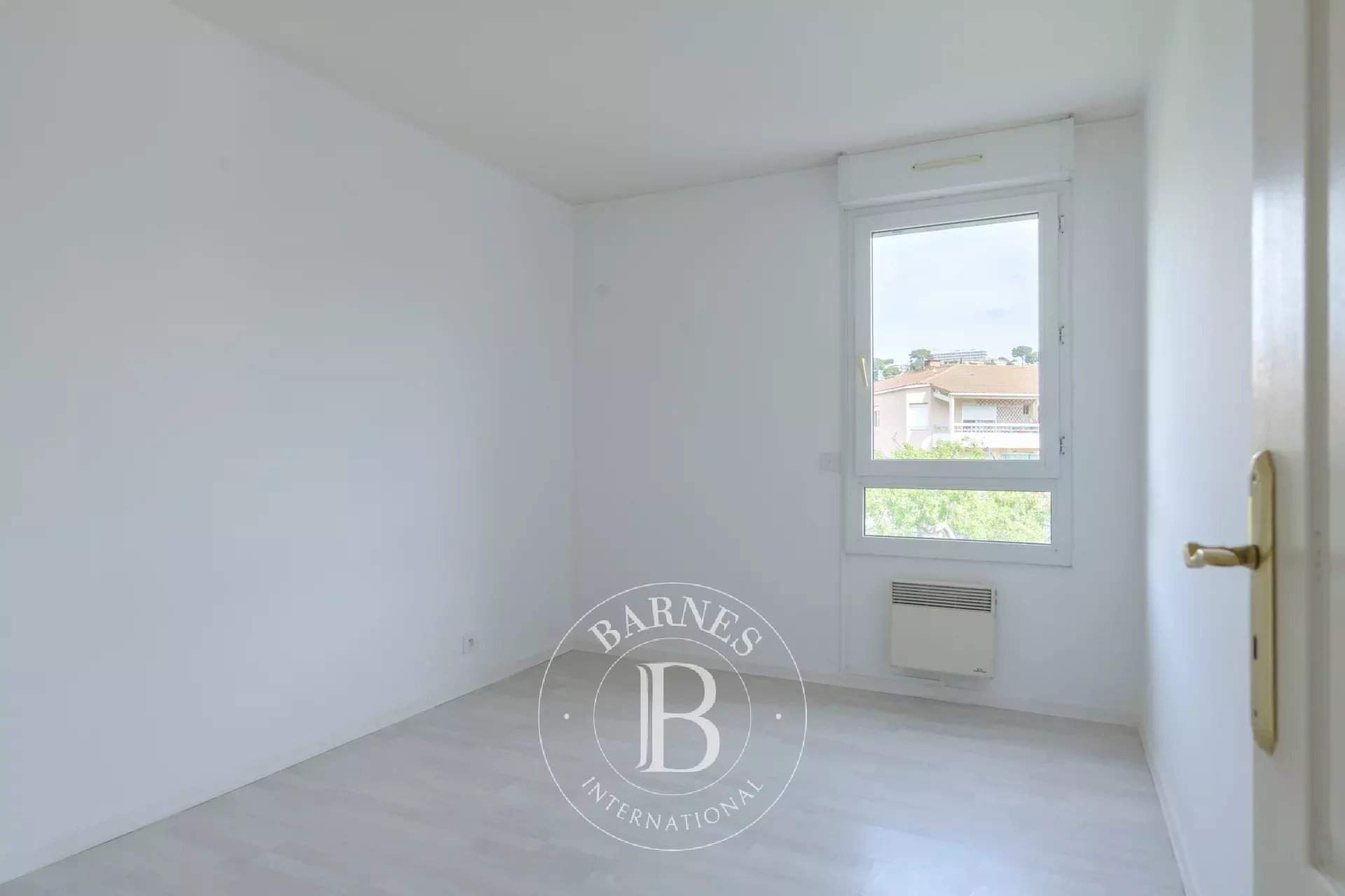 Marseille  - Appartement 3 Pièces 2 Chambres - picture 8