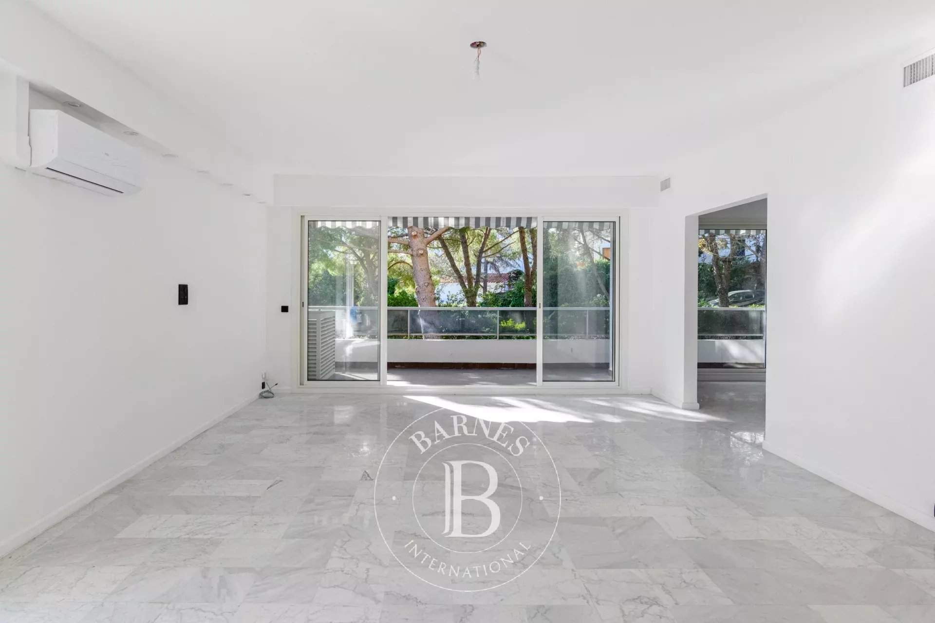 Marseille  - Appartement 6 Pièces 3 Chambres - picture 1