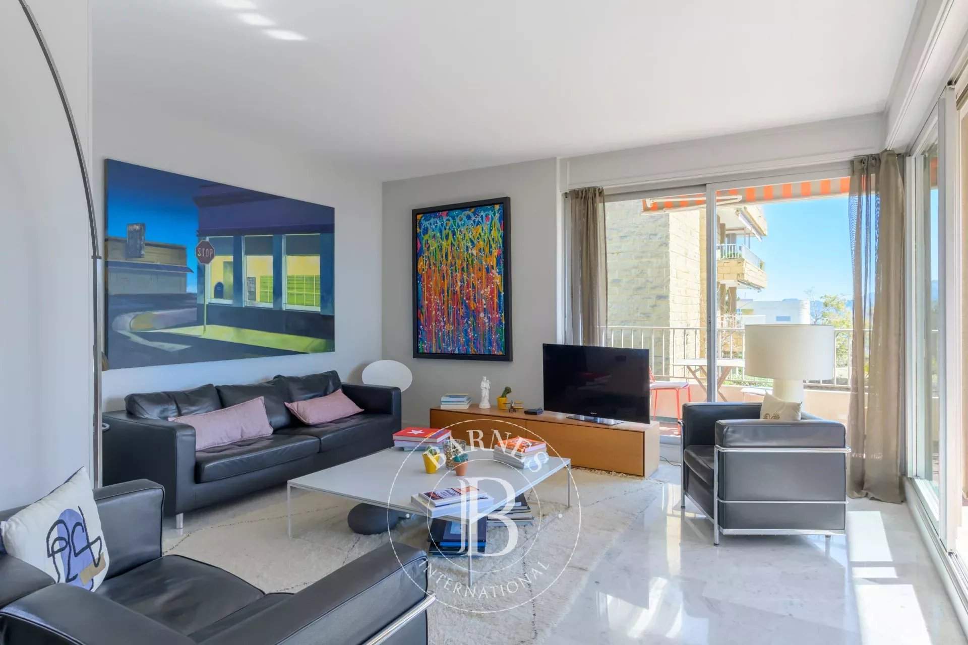 Marseille  - Apartment 3 Bedrooms - picture 12