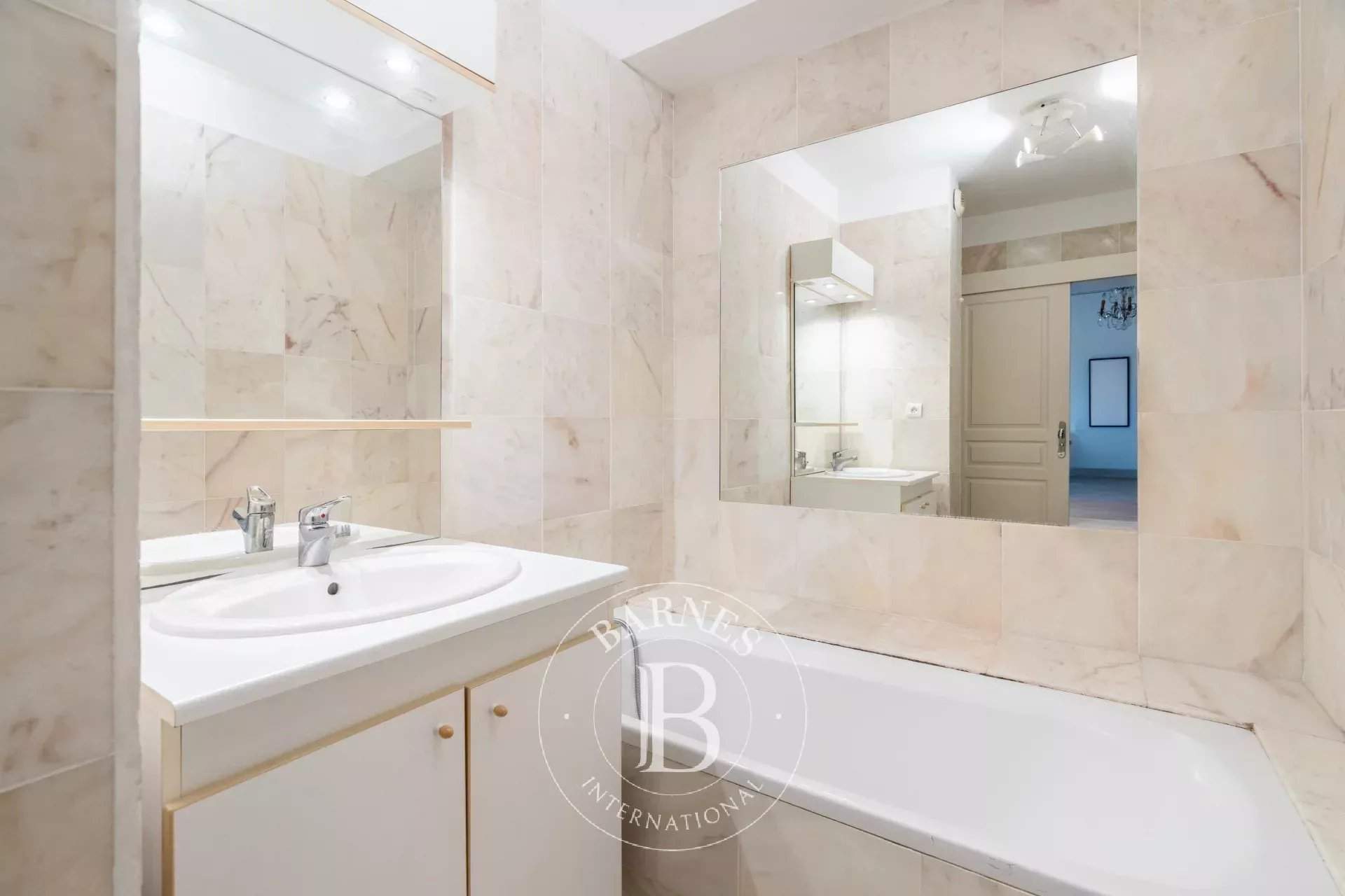 Marseille  - Appartement 3 Pi&egrave;ces 2 Chambres - picture 17