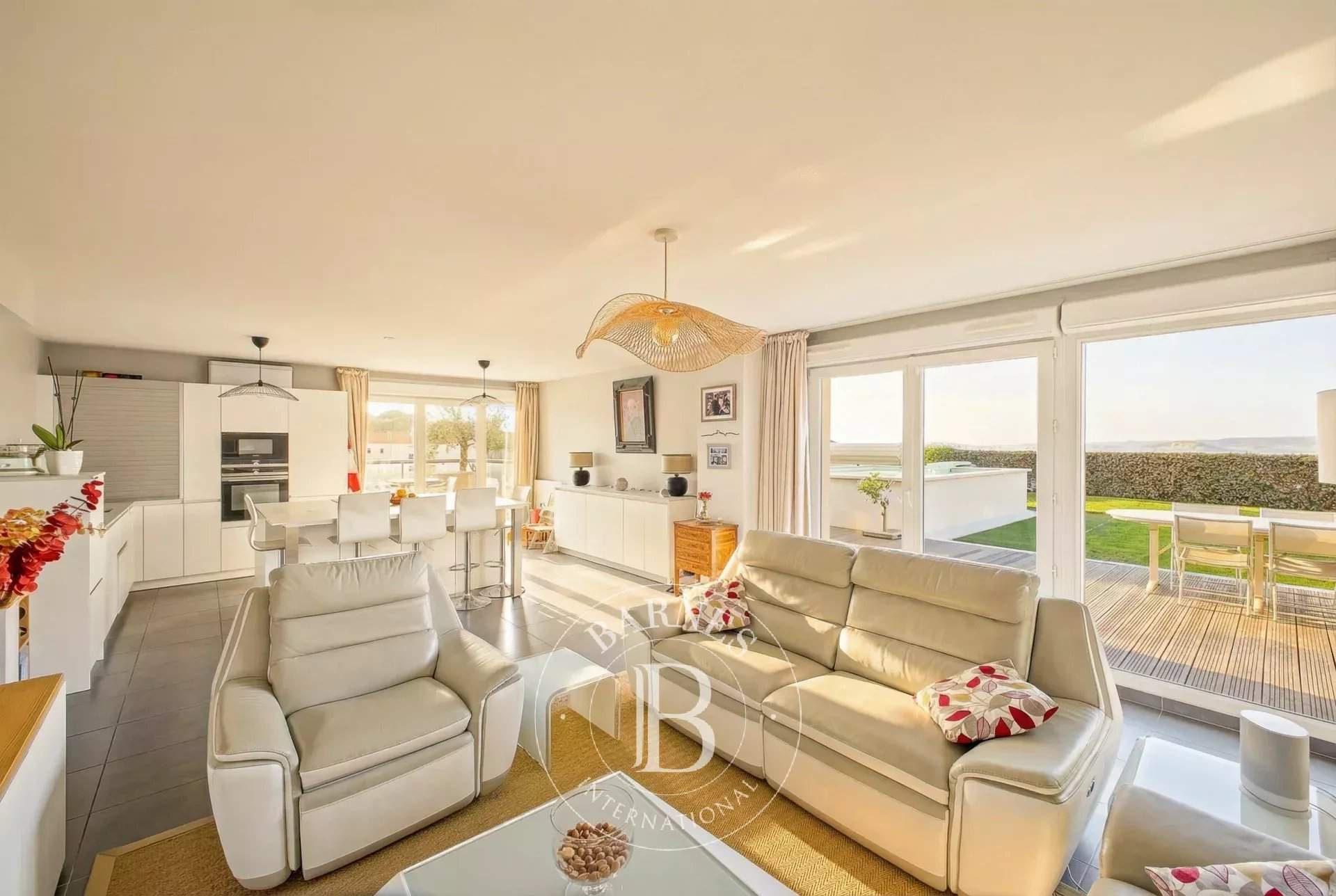 Marseille  - Apartment 4 Bedrooms - picture 5