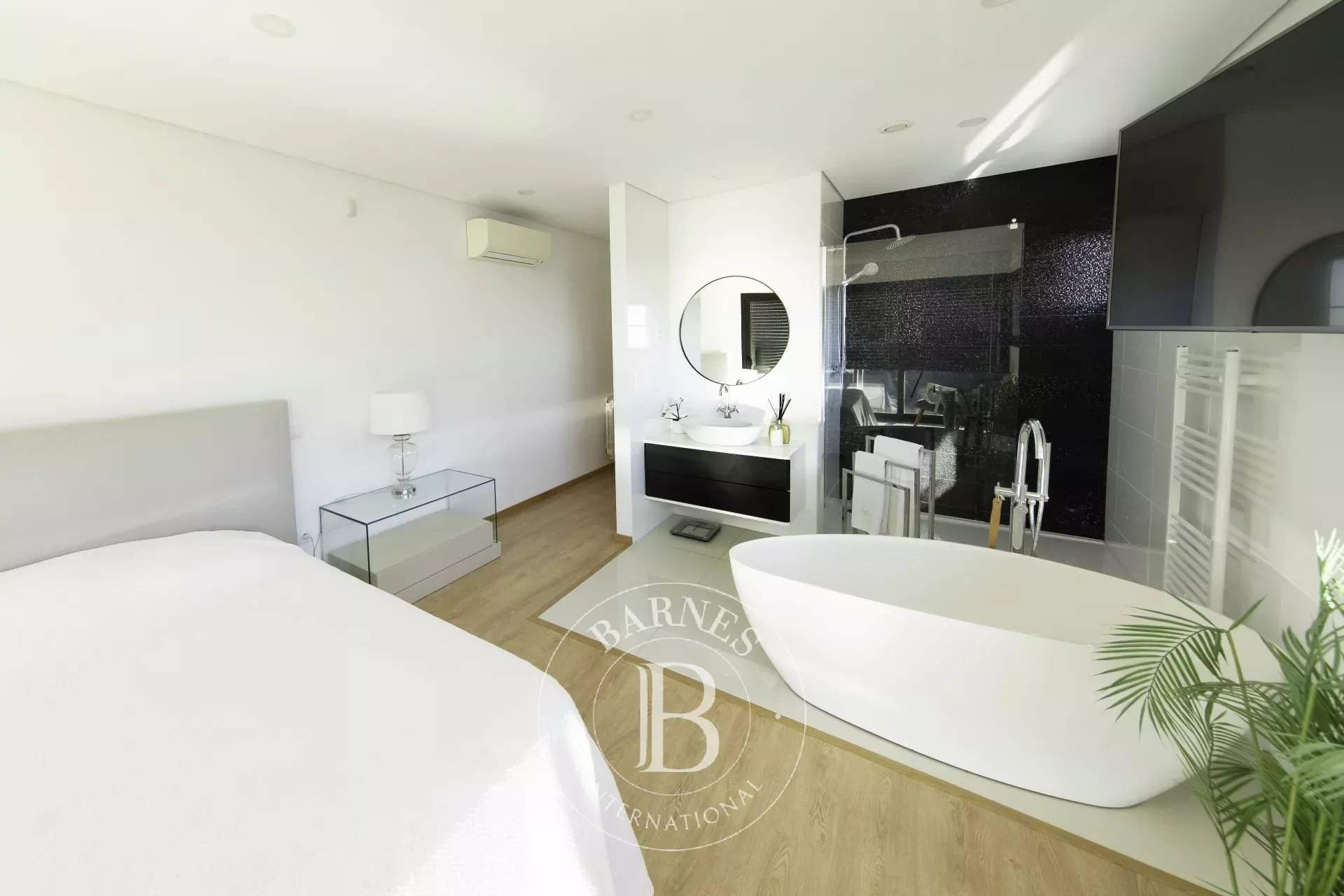 Martigues  - Villa 5 Pi&egrave;ces 4 Chambres - picture 13