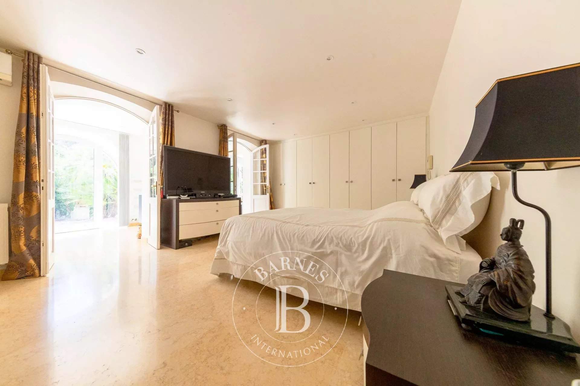 Marseille  - House 5 Bedrooms - picture 13
