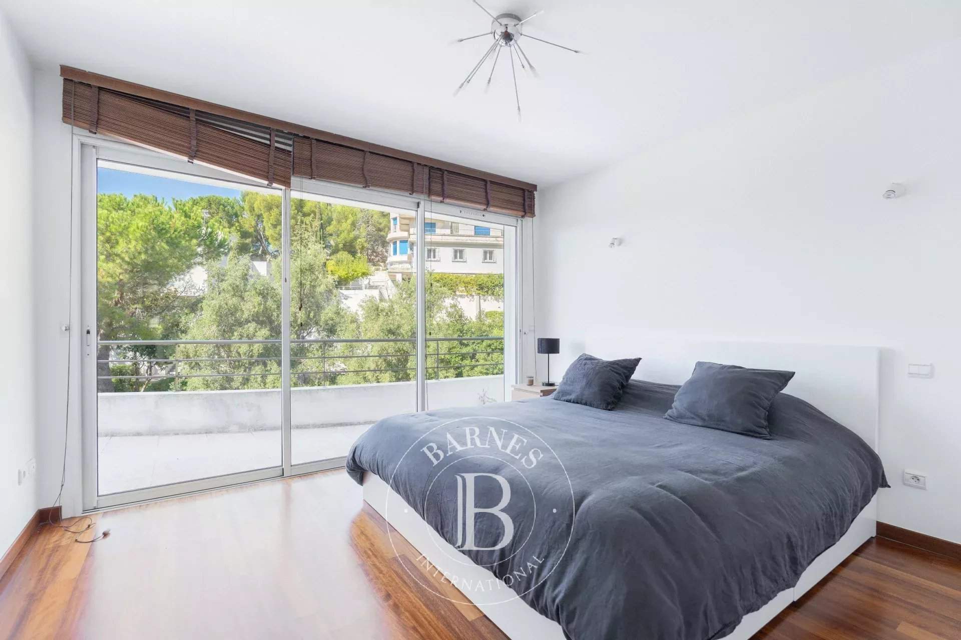 Marseille  - House 5 Bedrooms - picture 10