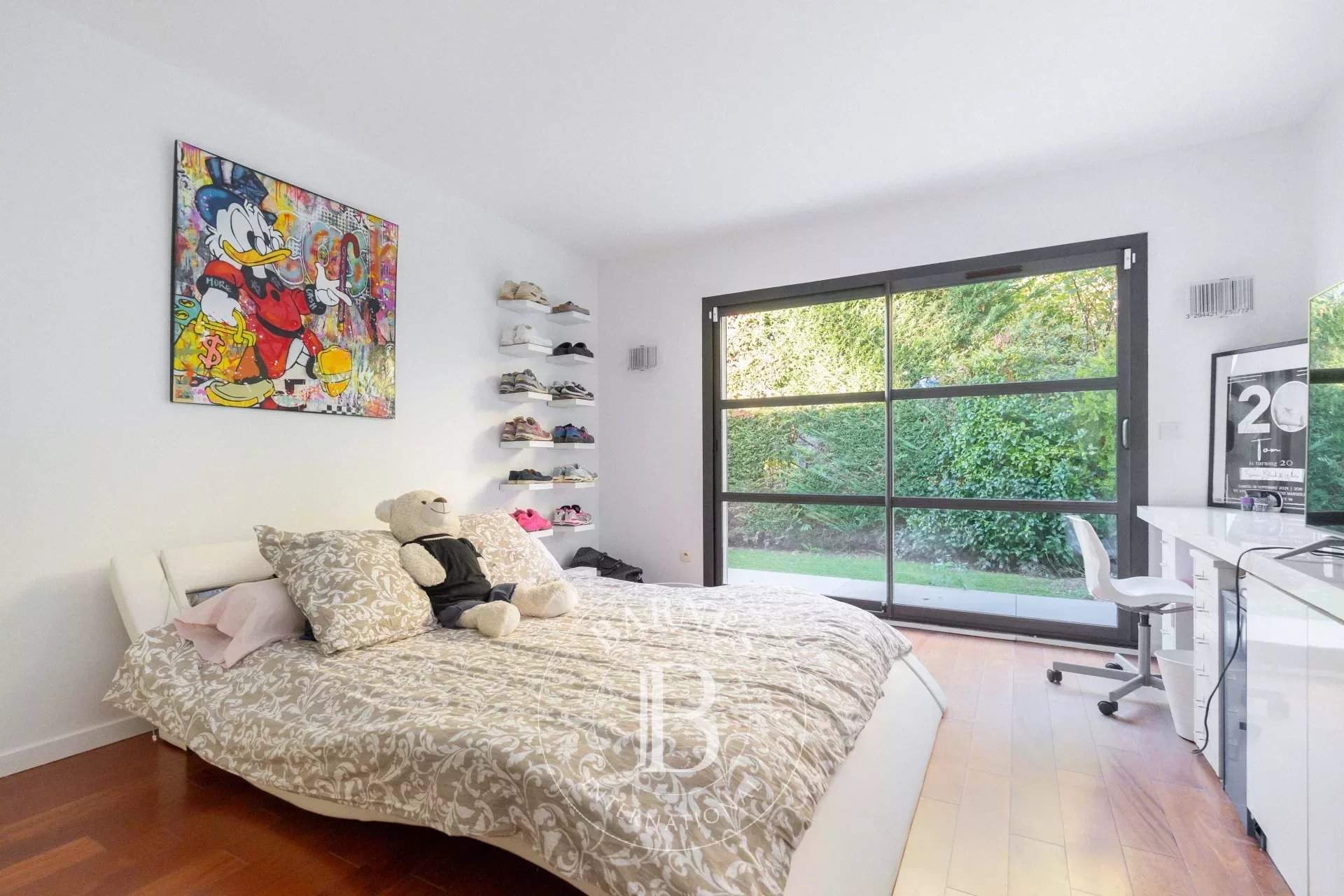 Marseille  - Maison 7 Pièces 5 Chambres - picture 11