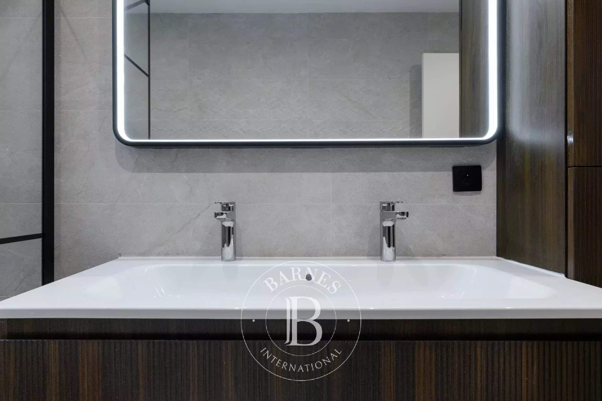 Marseille  - Appartement 6 Pièces 3 Chambres - picture 15