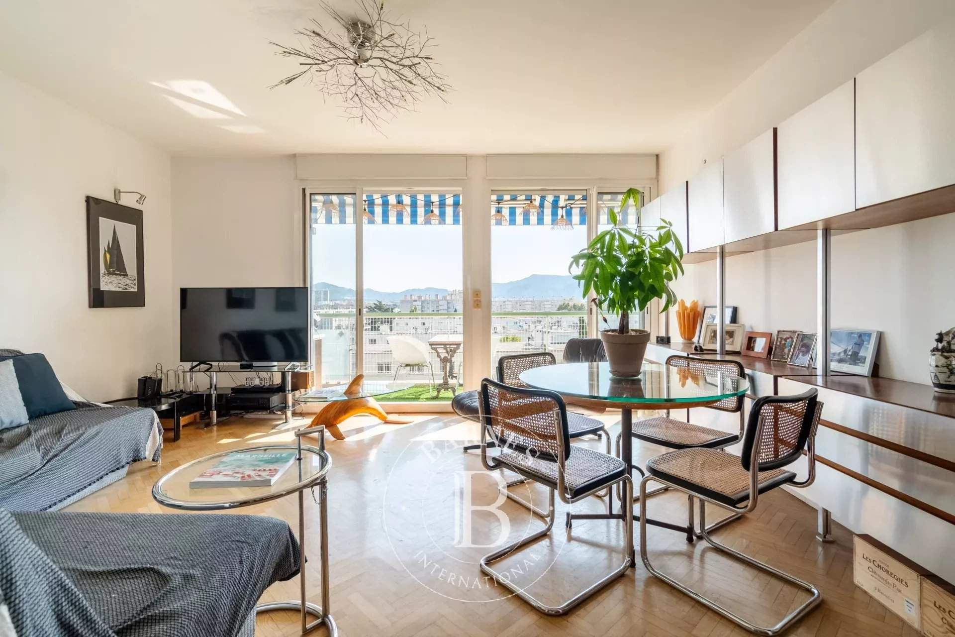Marseille  - Appartement 3 Pi&egrave;ces 2 Chambres - picture 4