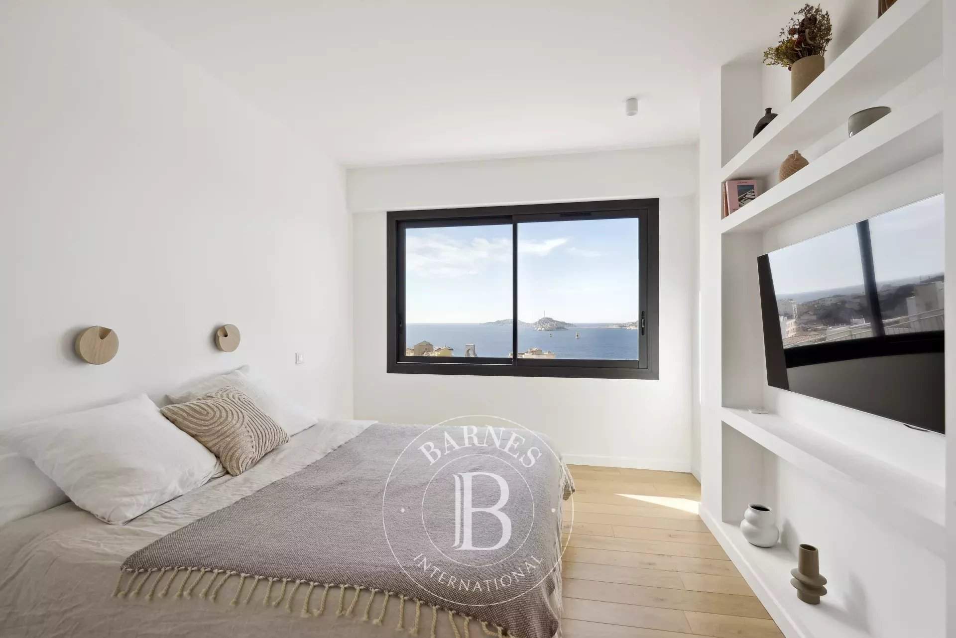 Marseille  - Apartment 3 Bedrooms - picture 11