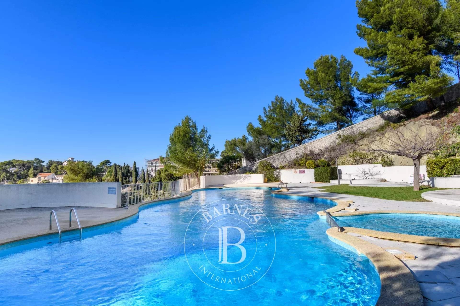 Marseille  - Apartment 3 Bedrooms - picture 13