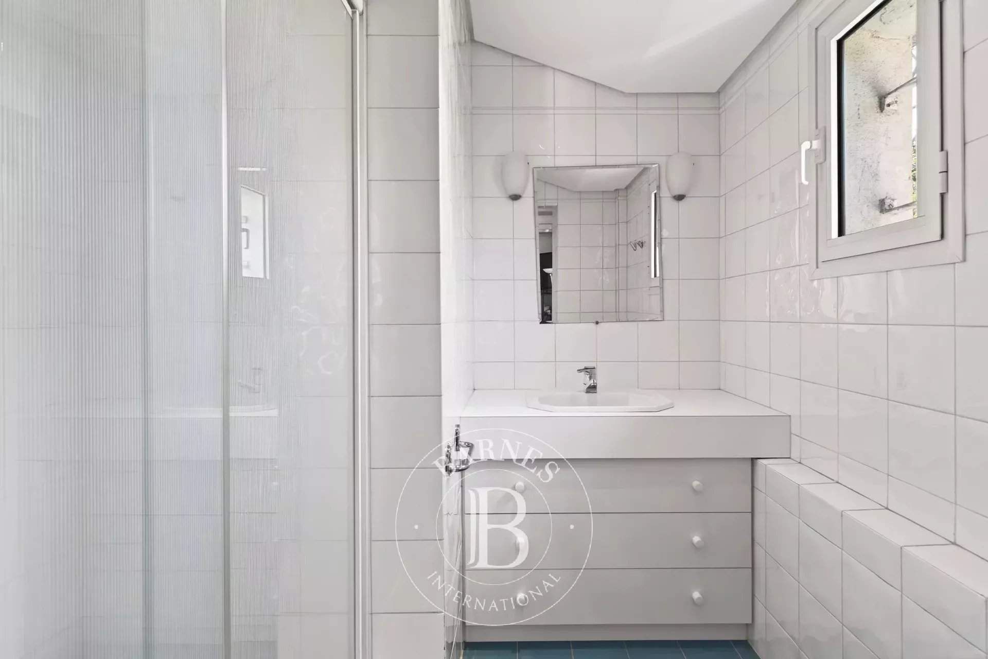 Marseille  - Maison 6 Pi&egrave;ces 4 Chambres - picture 16