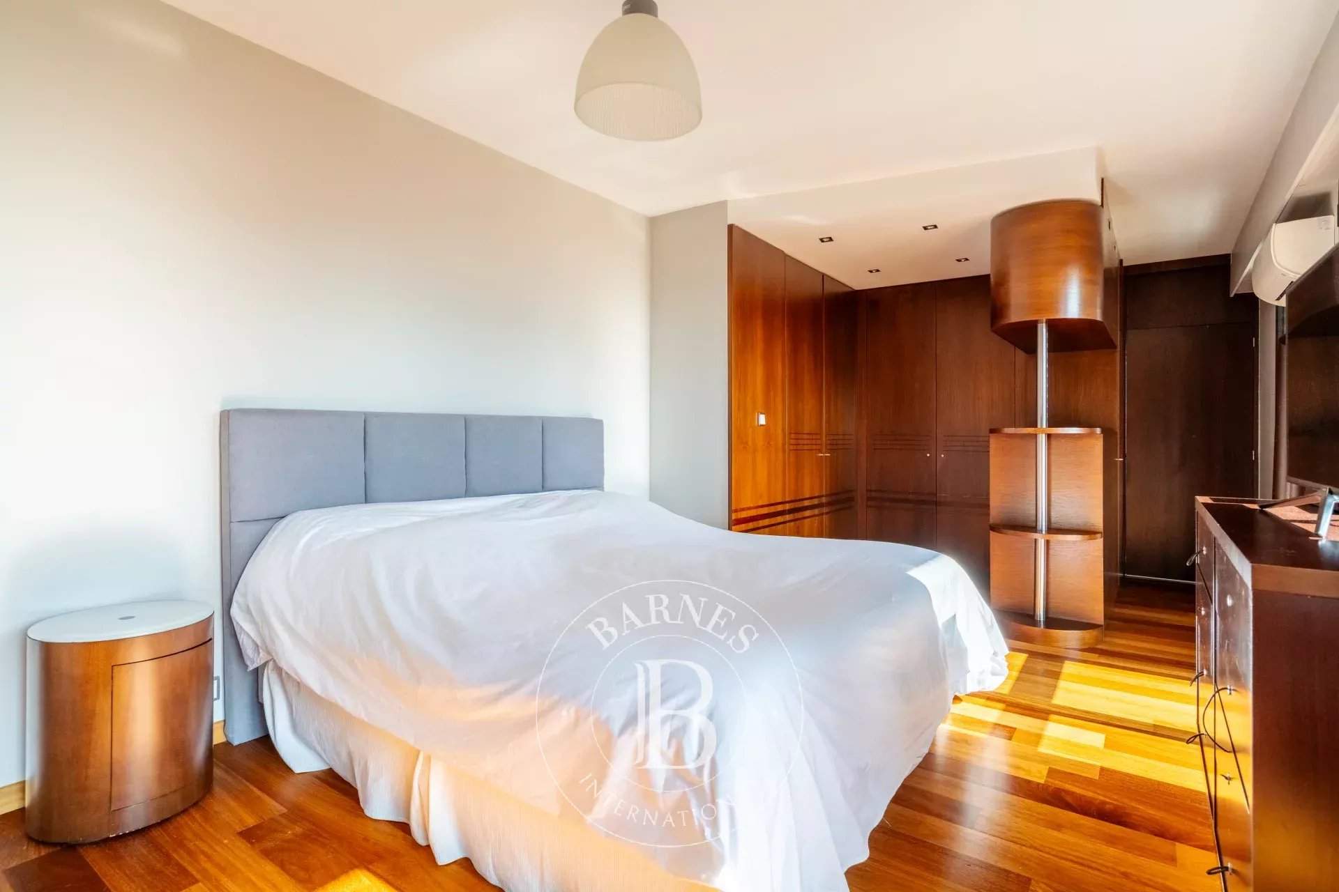 Marseille  - Appartement 5 Pi&egrave;ces 4 Chambres - picture 9