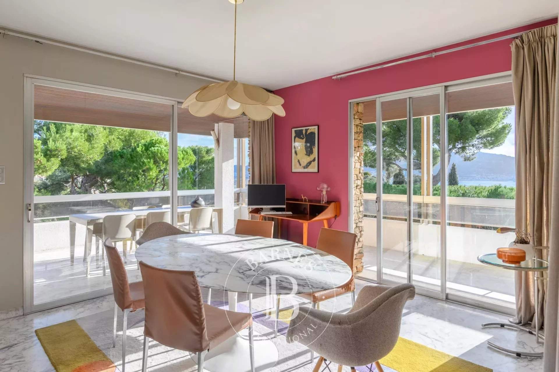 Marseille  - Maison 6 Pi&egrave;ces 4 Chambres - picture 5