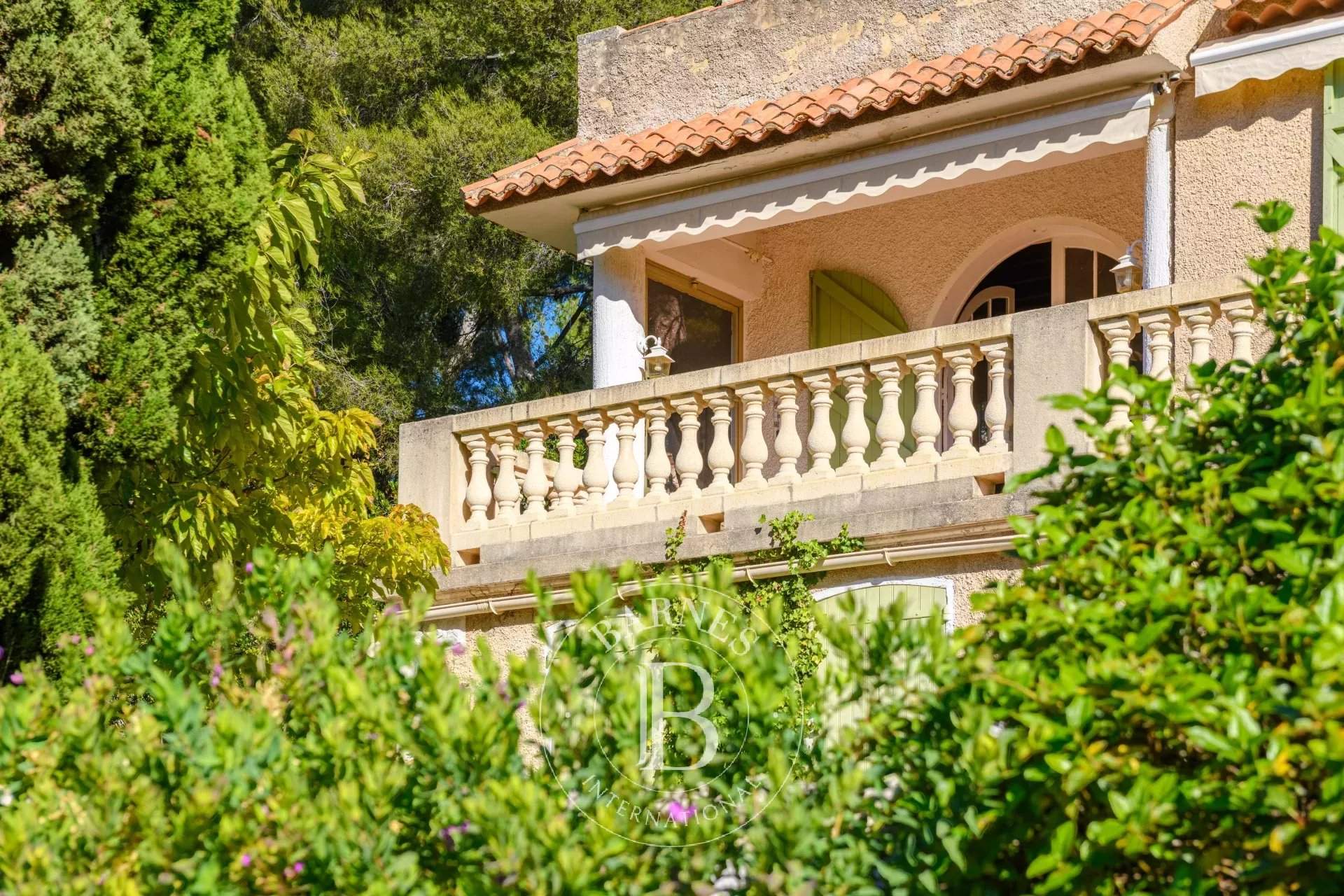 Cassis  - Maison 8 Pi&egrave;ces 6 Chambres - picture 13