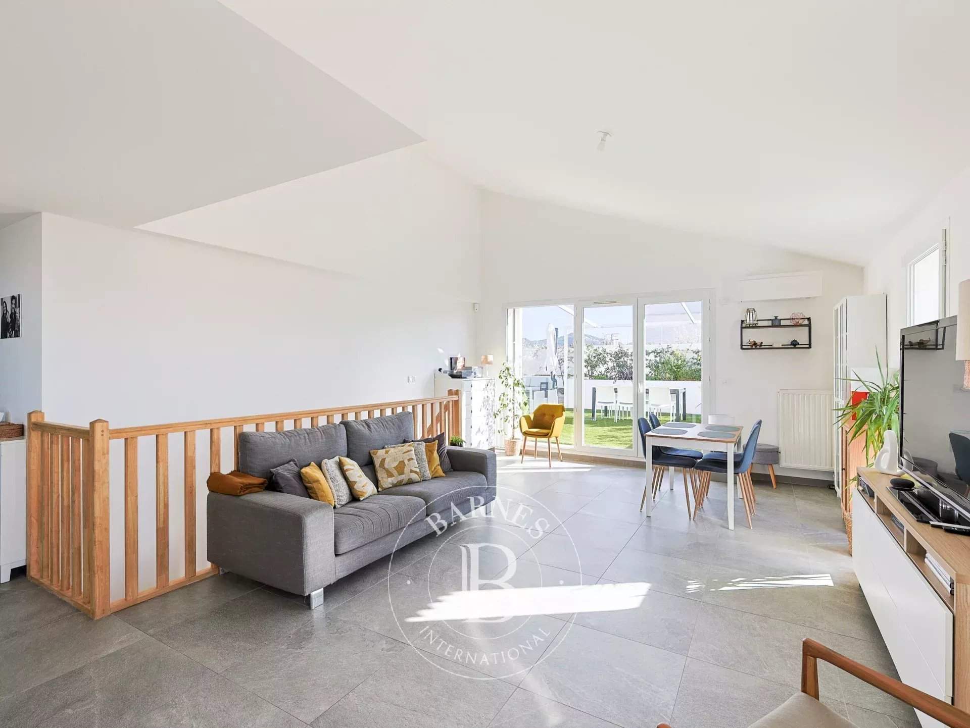 Marseille  - Apartment 3 Bedrooms - picture 3