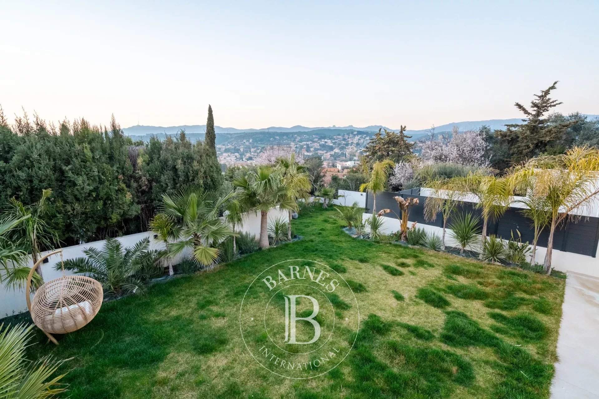 Allauch  - Maison 4 Pi&egrave;ces 3 Chambres - picture 10